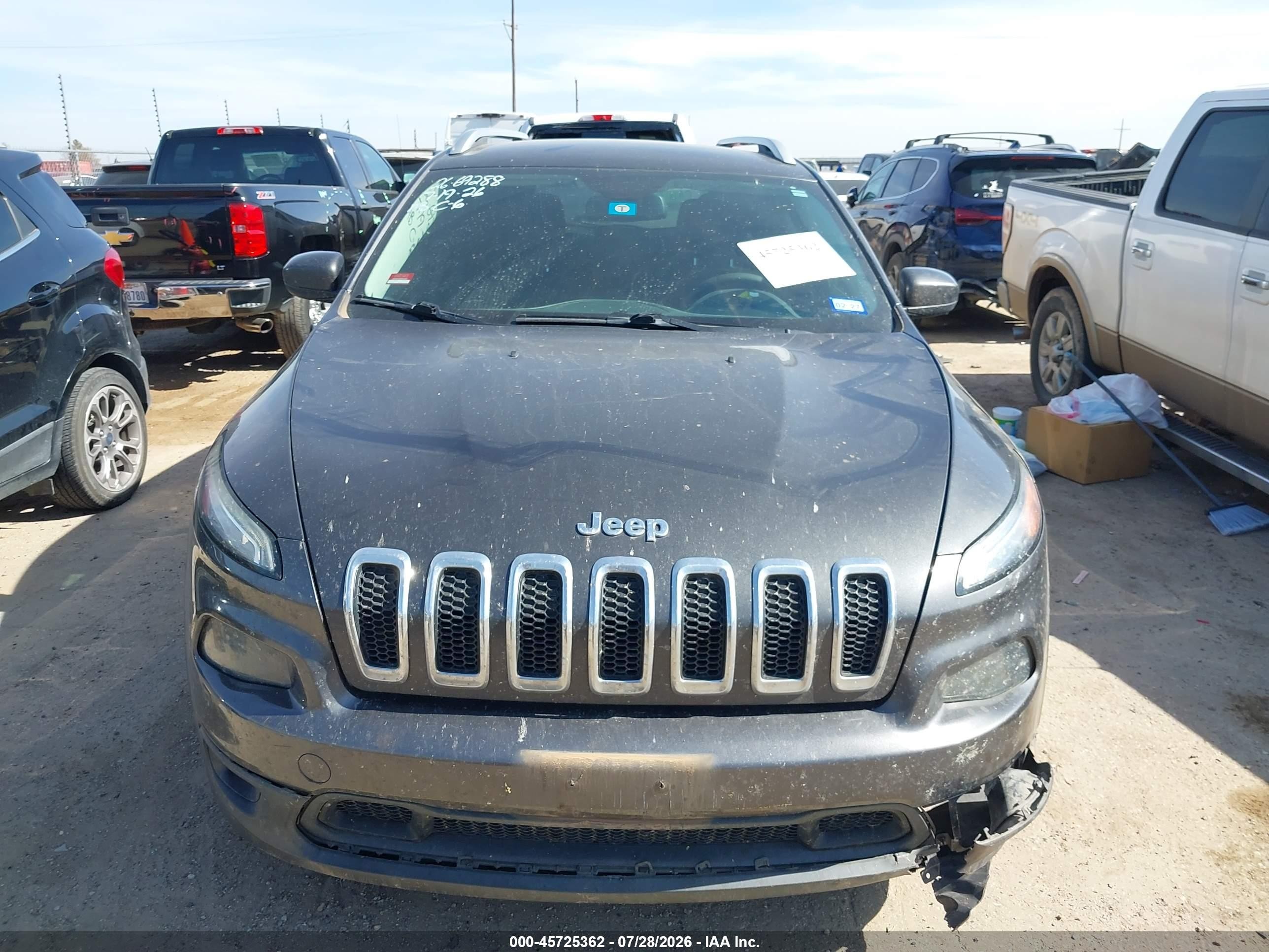 2015 Jeep Cherokee Latitude Gray vin: 1C4PJLCB8FW573020