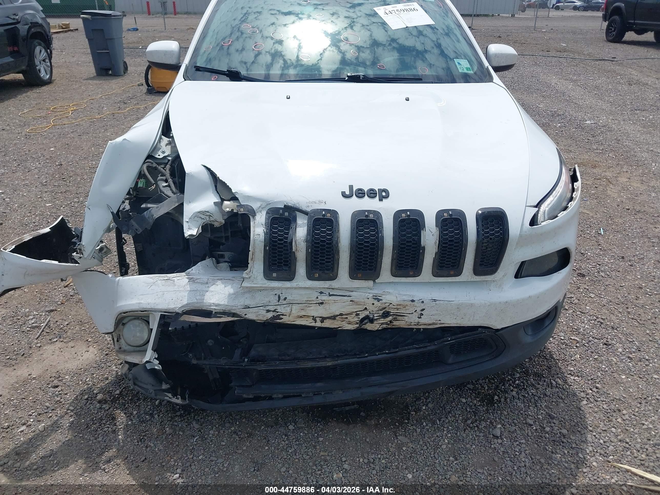 2015 Jeep Cherokee Latitude Altitude White vin: 1C4PJLCB8FW723062
