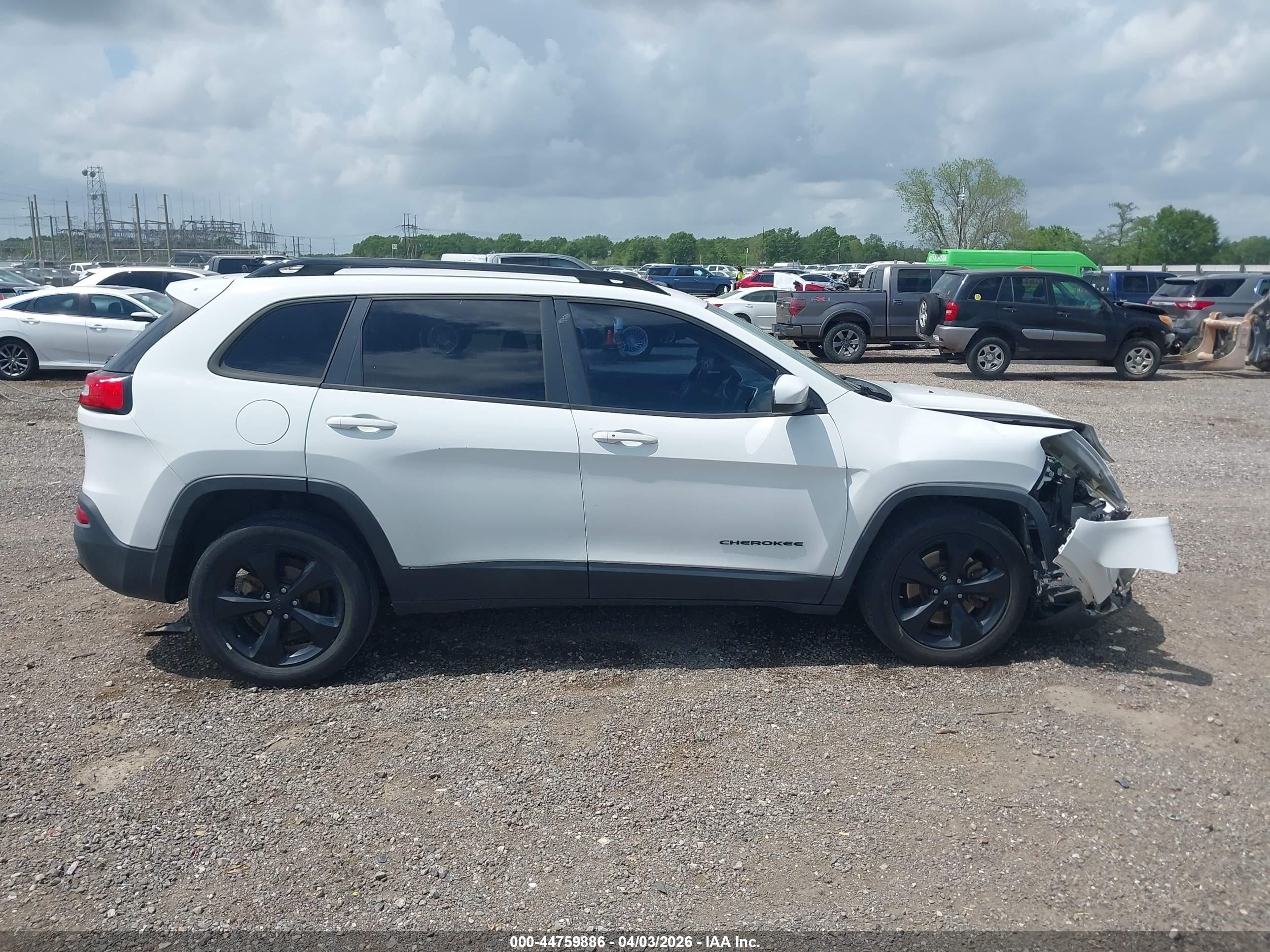 2015 Jeep Cherokee Latitude Altitude White vin: 1C4PJLCB8FW723062