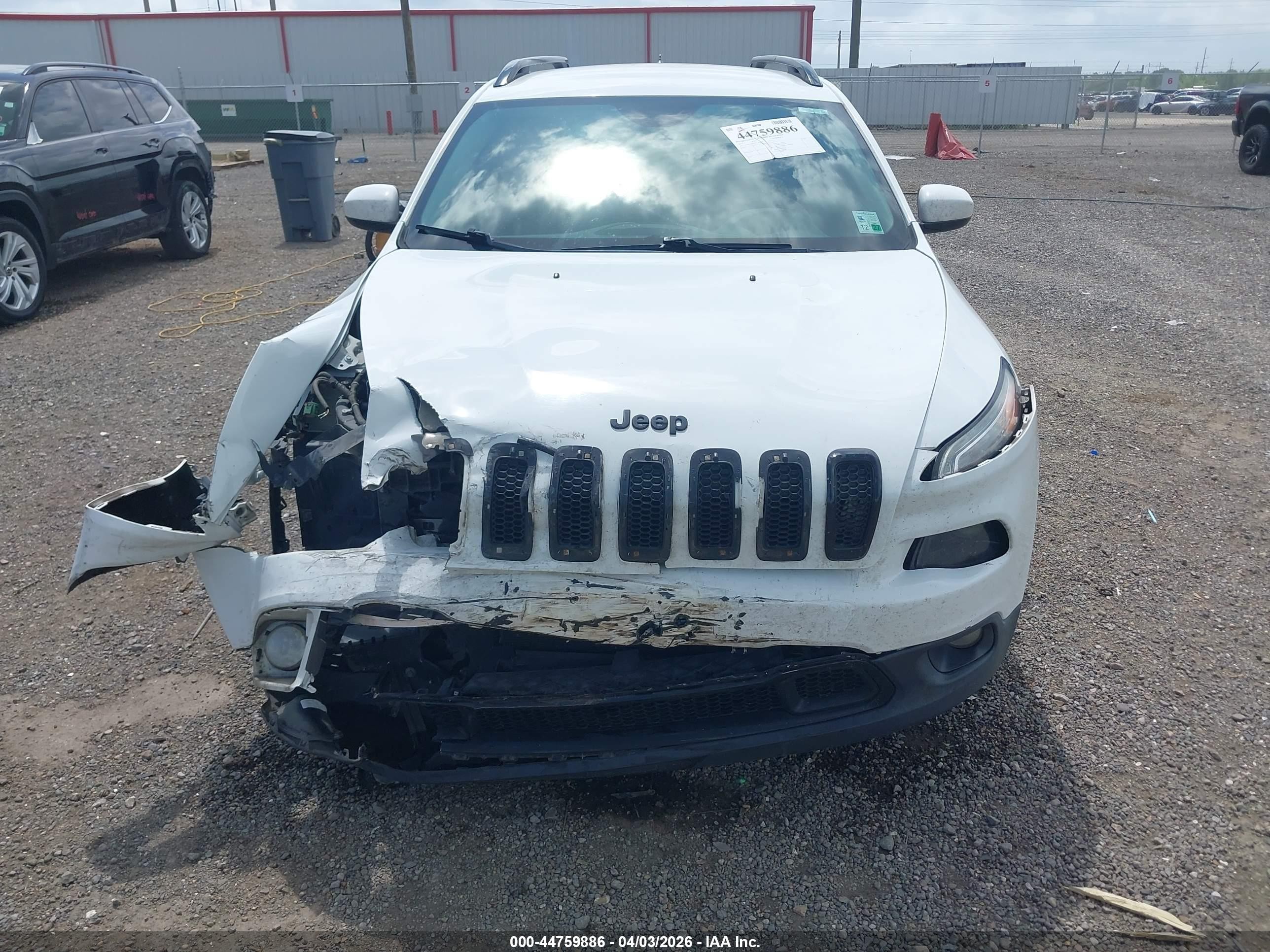 2015 Jeep Cherokee Latitude Altitude White vin: 1C4PJLCB8FW723062