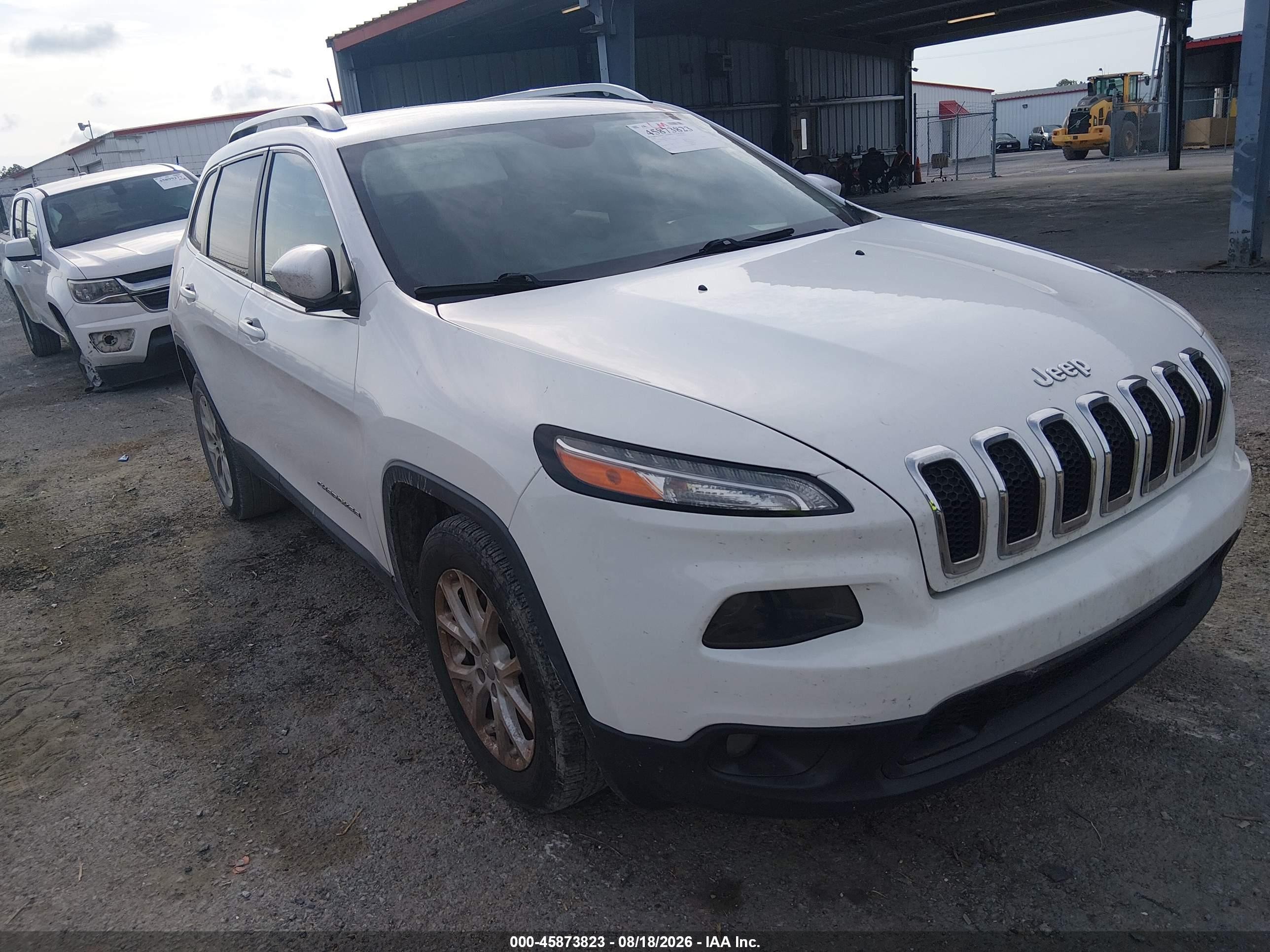 2016 Jeep Cherokee Latitude White vin: 1C4PJLCB8GW351739