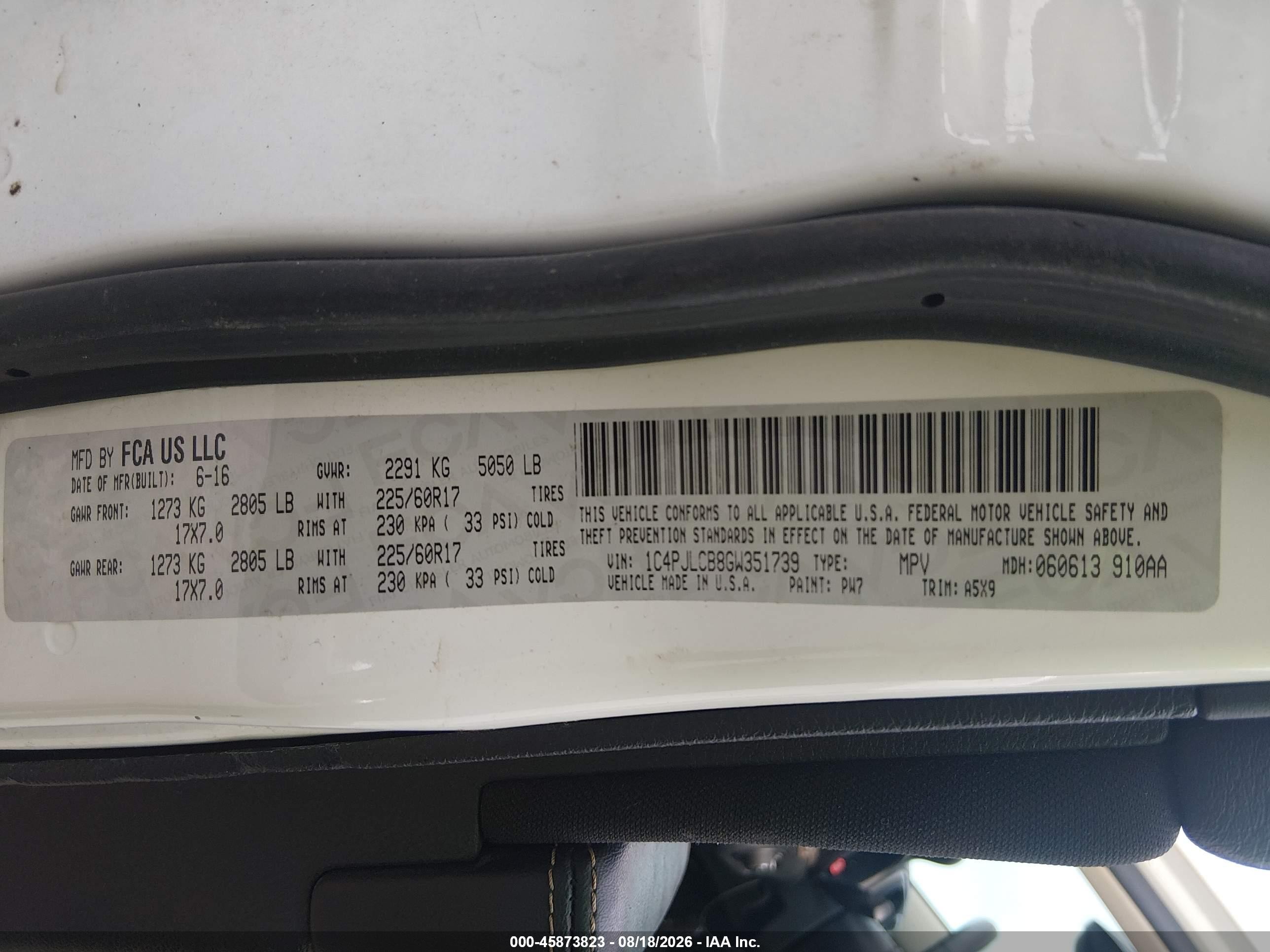 2016 Jeep Cherokee Latitude Белый vin: 1C4PJLCB8GW351739