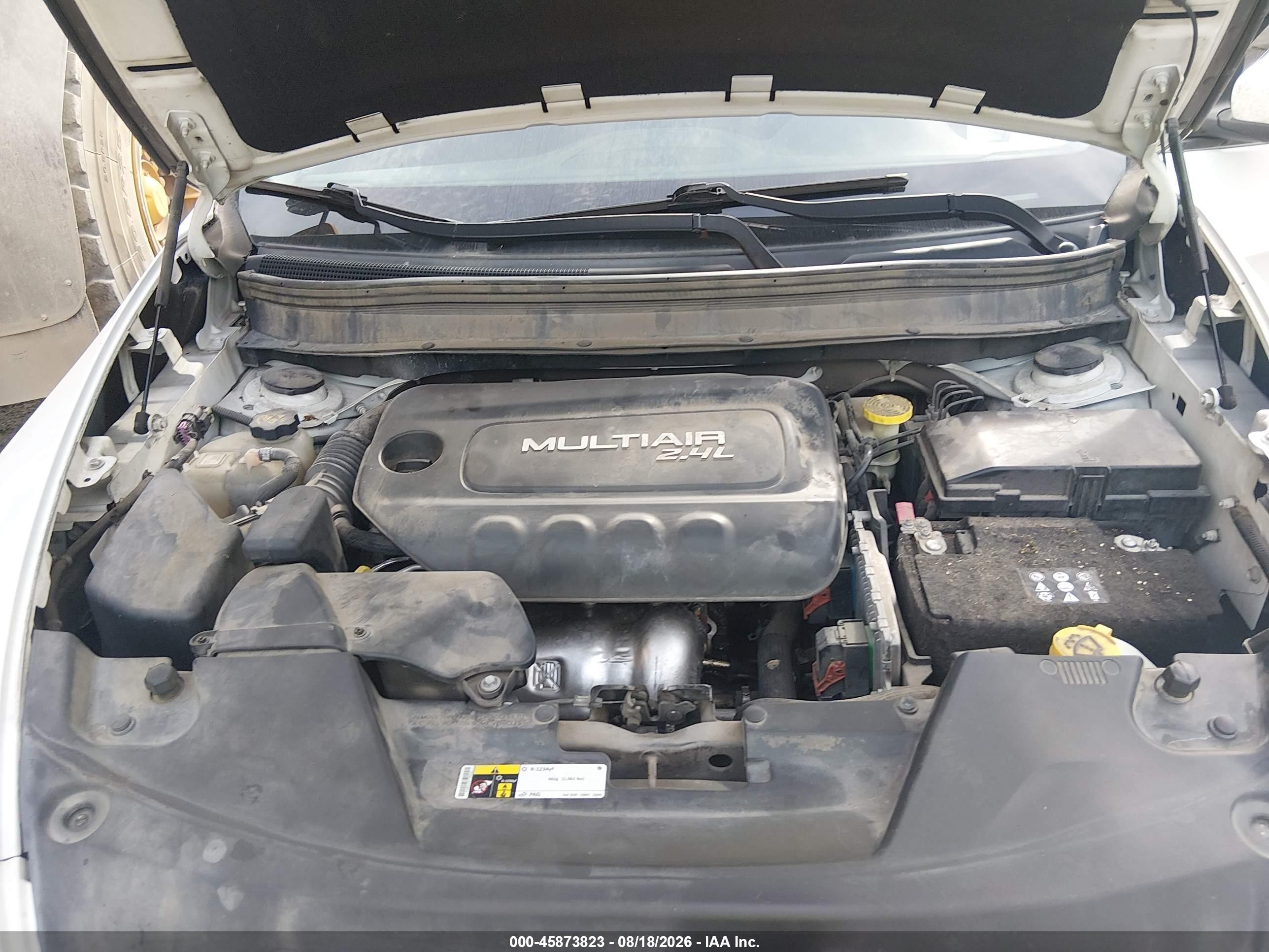 2016 Jeep Cherokee Latitude Белый vin: 1C4PJLCB8GW351739