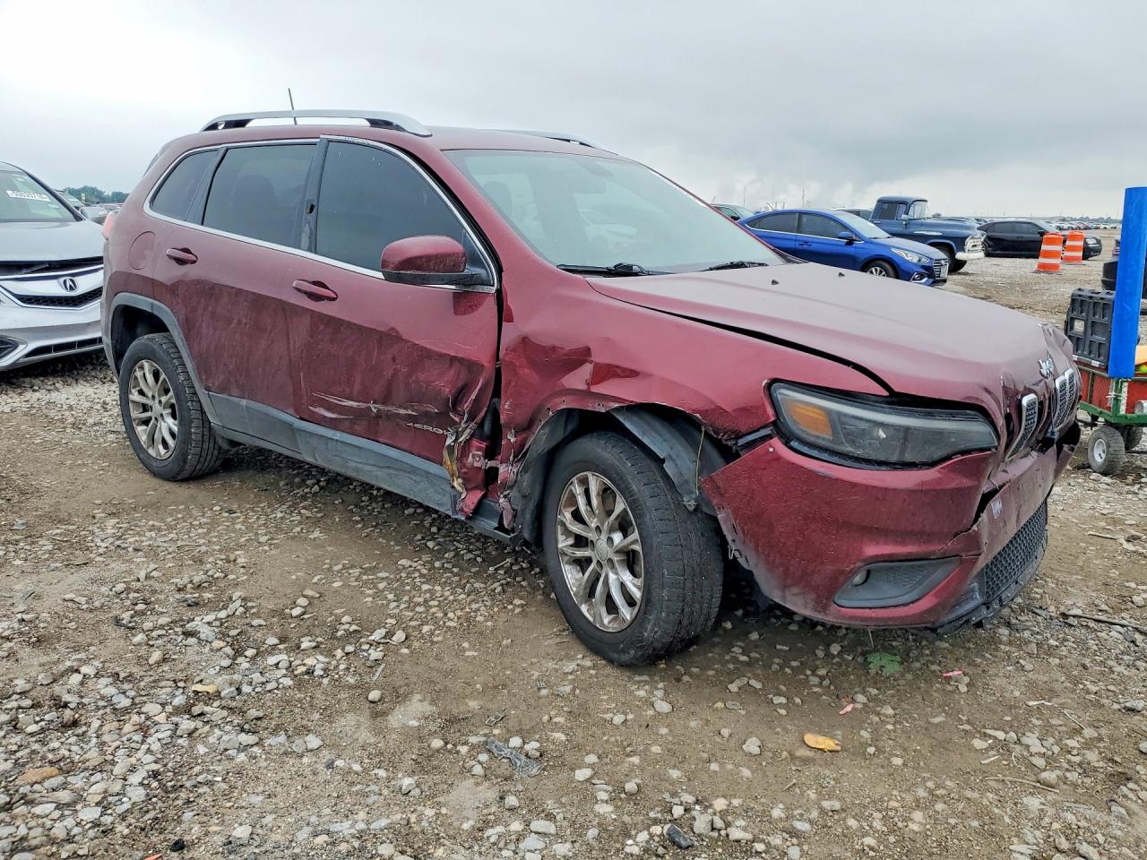 2019 Jeep Cherokee Latitude Бордовый vin: 1C4PJLCB8KD296777