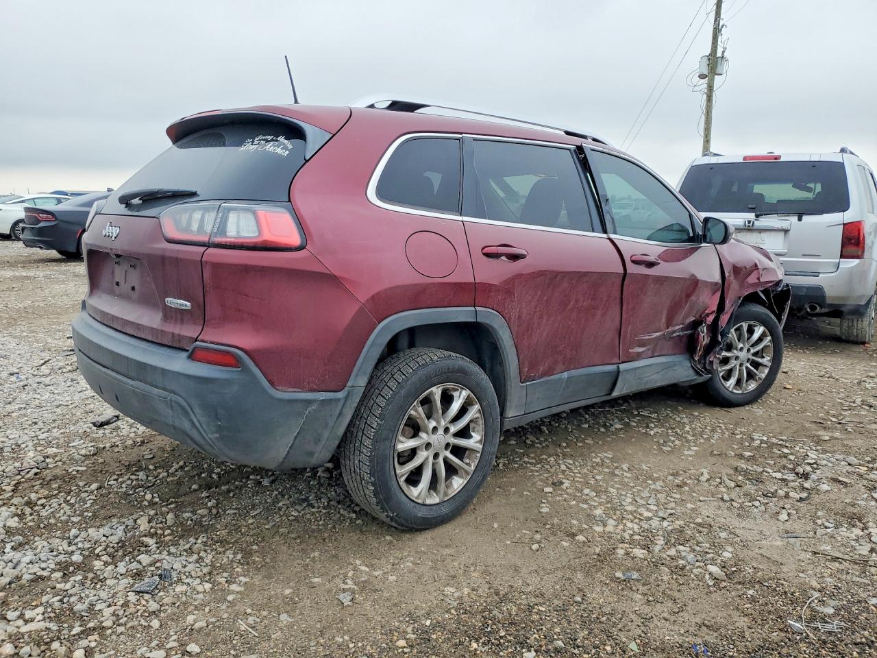 2019 Jeep Cherokee Latitude Бордовый vin: 1C4PJLCB8KD296777