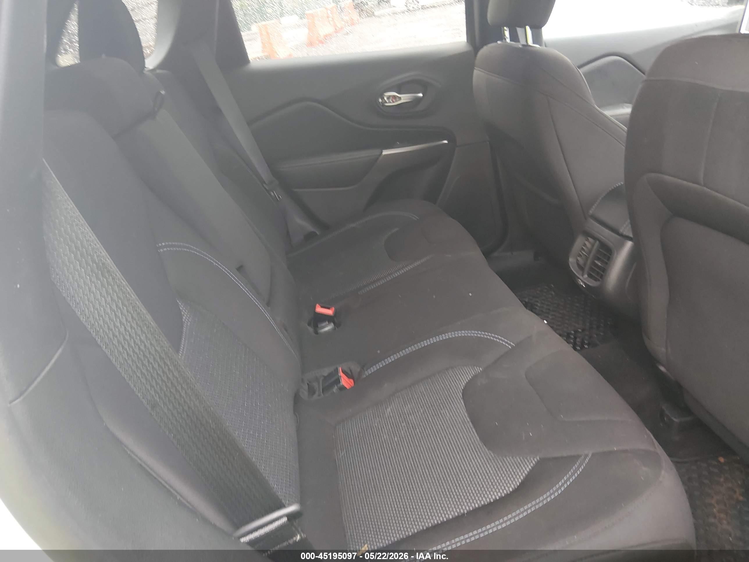 2020 Jeep Cherokee Latitude Fwd Белый vin: 1C4PJLCB8LD552594