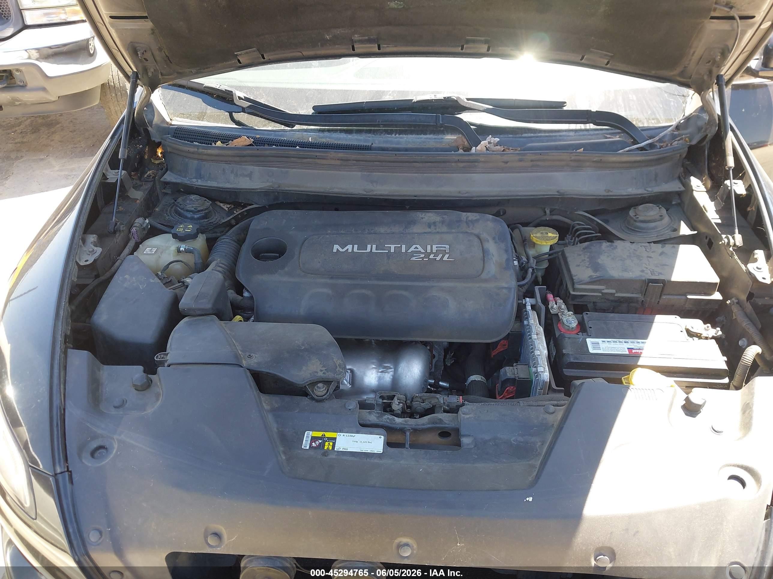 2014 Jeep Cherokee Latitude Черный vin: 1C4PJLCB9EW143687