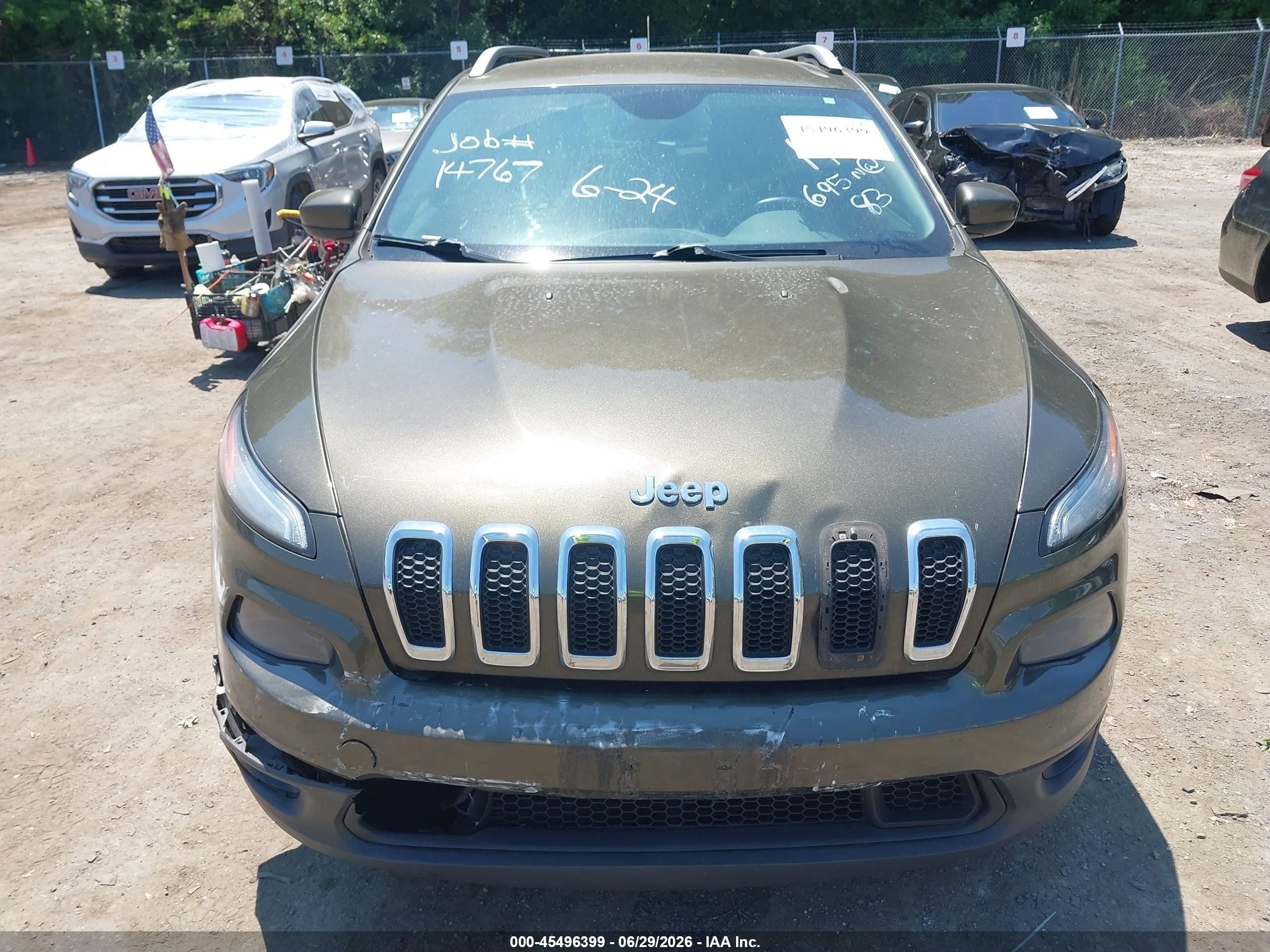 2014 Jeep Cherokee Latitude Серый vin: 1C4PJLCB9EW302854