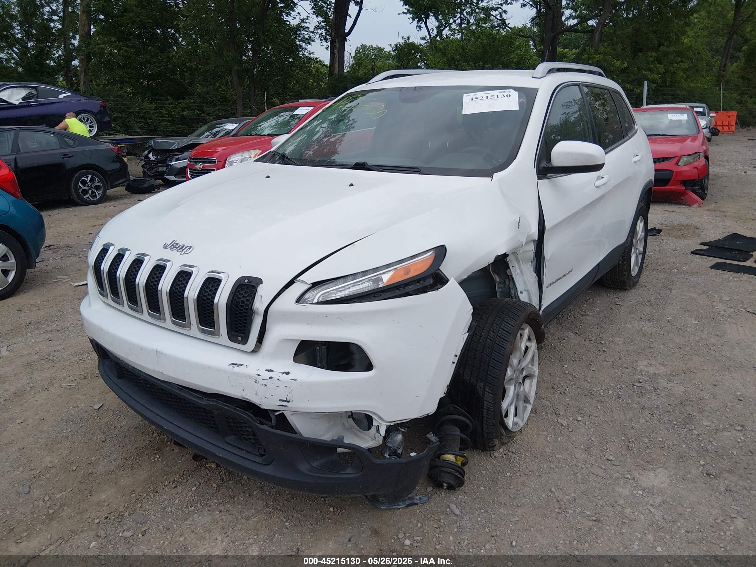 2014 Jeep Cherokee Latitude White vin: 1C4PJLCB9EW323736