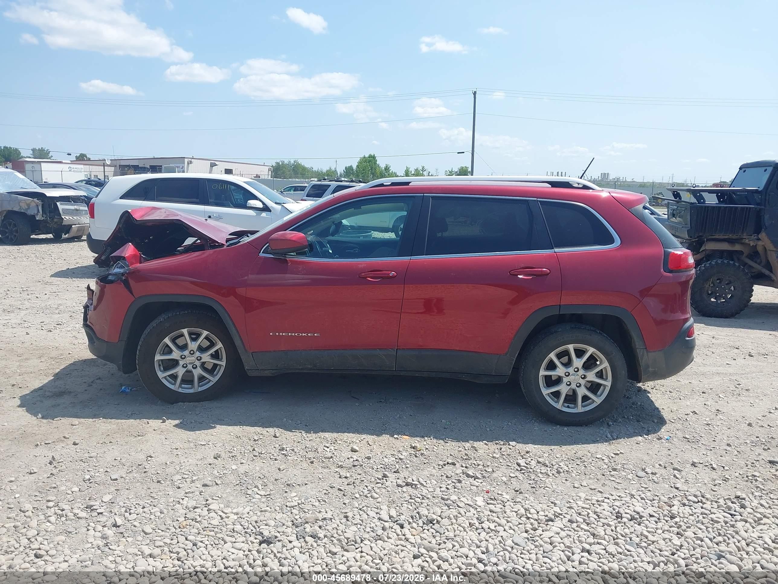 2015 Jeep Cherokee Latitude Красный vin: 1C4PJLCB9FW536882
