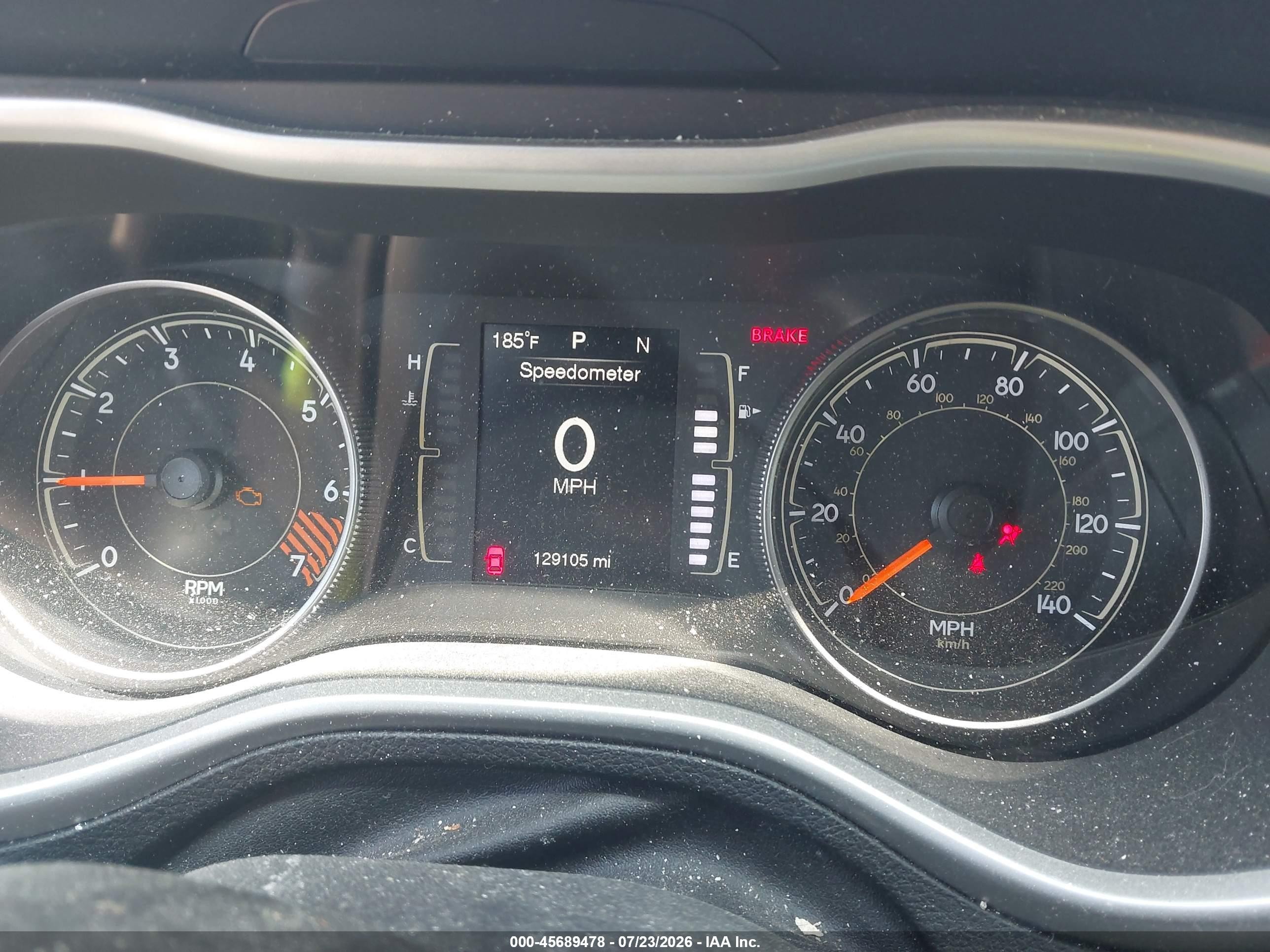 2015 Jeep Cherokee Latitude Красный vin: 1C4PJLCB9FW536882