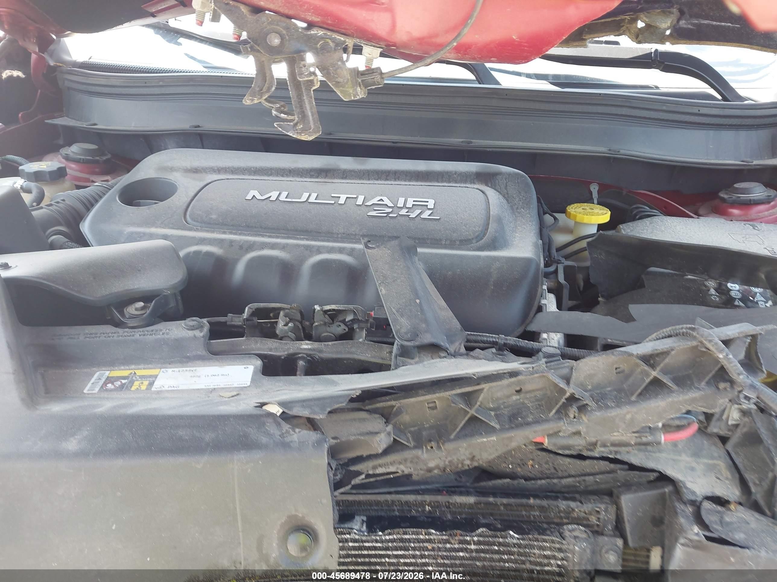 2015 Jeep Cherokee Latitude Красный vin: 1C4PJLCB9FW536882