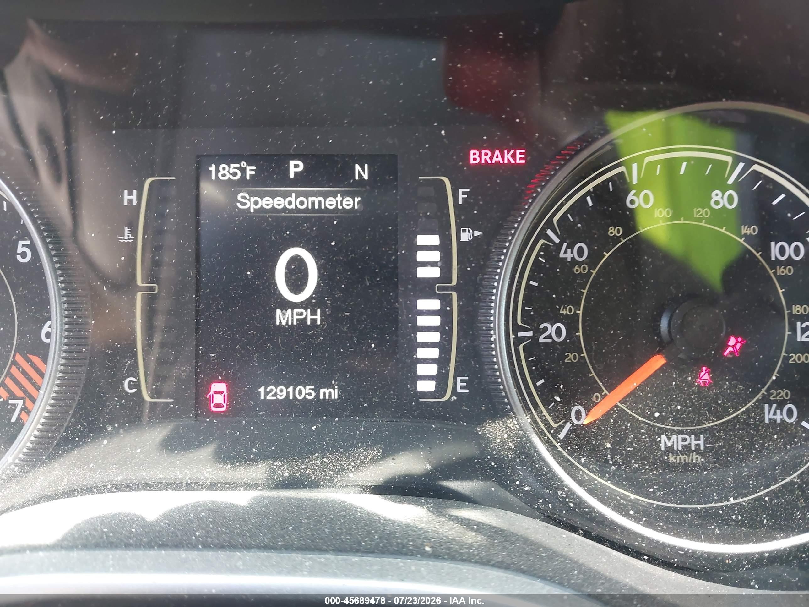 2015 Jeep Cherokee Latitude Красный vin: 1C4PJLCB9FW536882