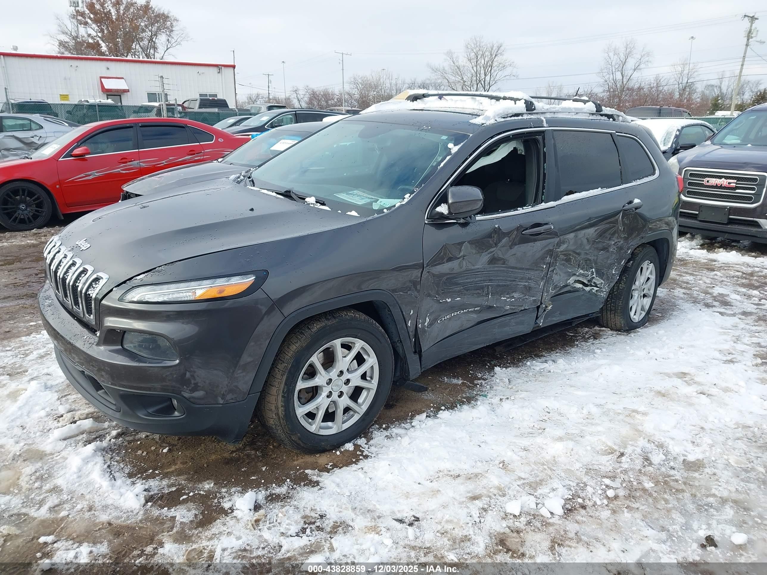 2015 Jeep Cherokee Latitude Gray vin: 1C4PJLCB9FW584320