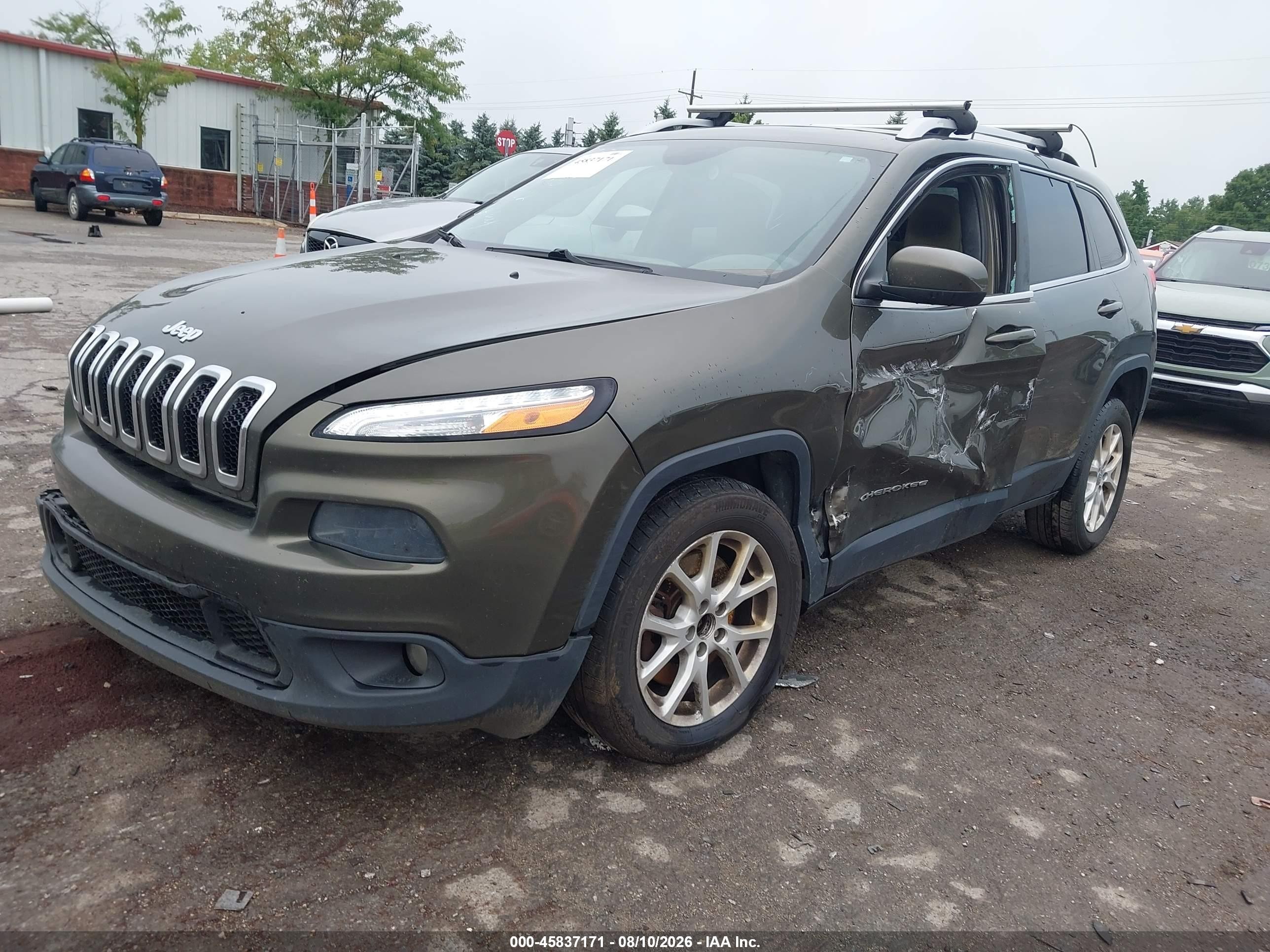 2015 Jeep Cherokee Latitude Green vin: 1C4PJLCB9FW597102