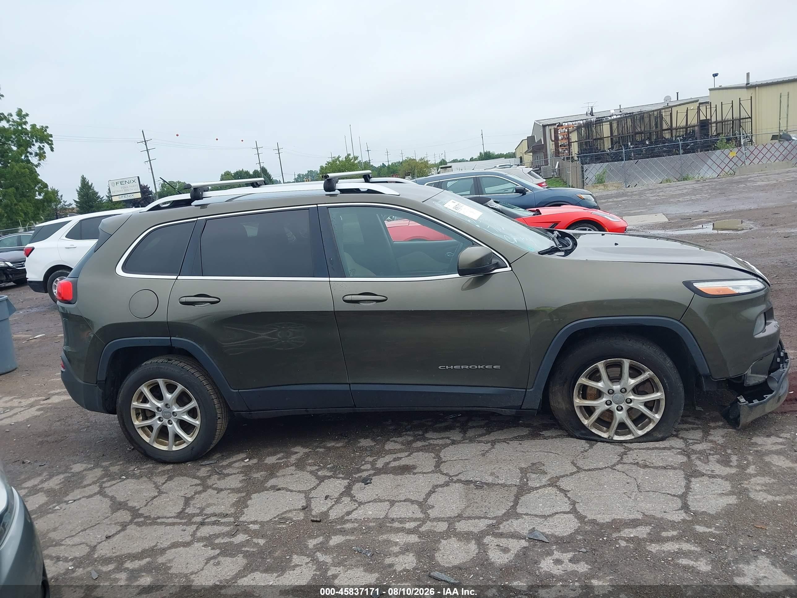 2015 Jeep Cherokee Latitude Green vin: 1C4PJLCB9FW597102