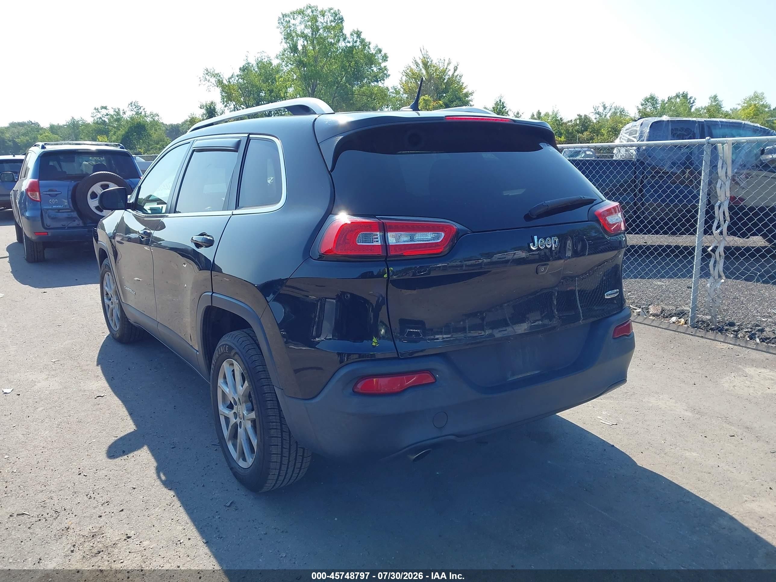 2015 Jeep Cherokee Latitude Black vin: 1C4PJLCB9FW642992