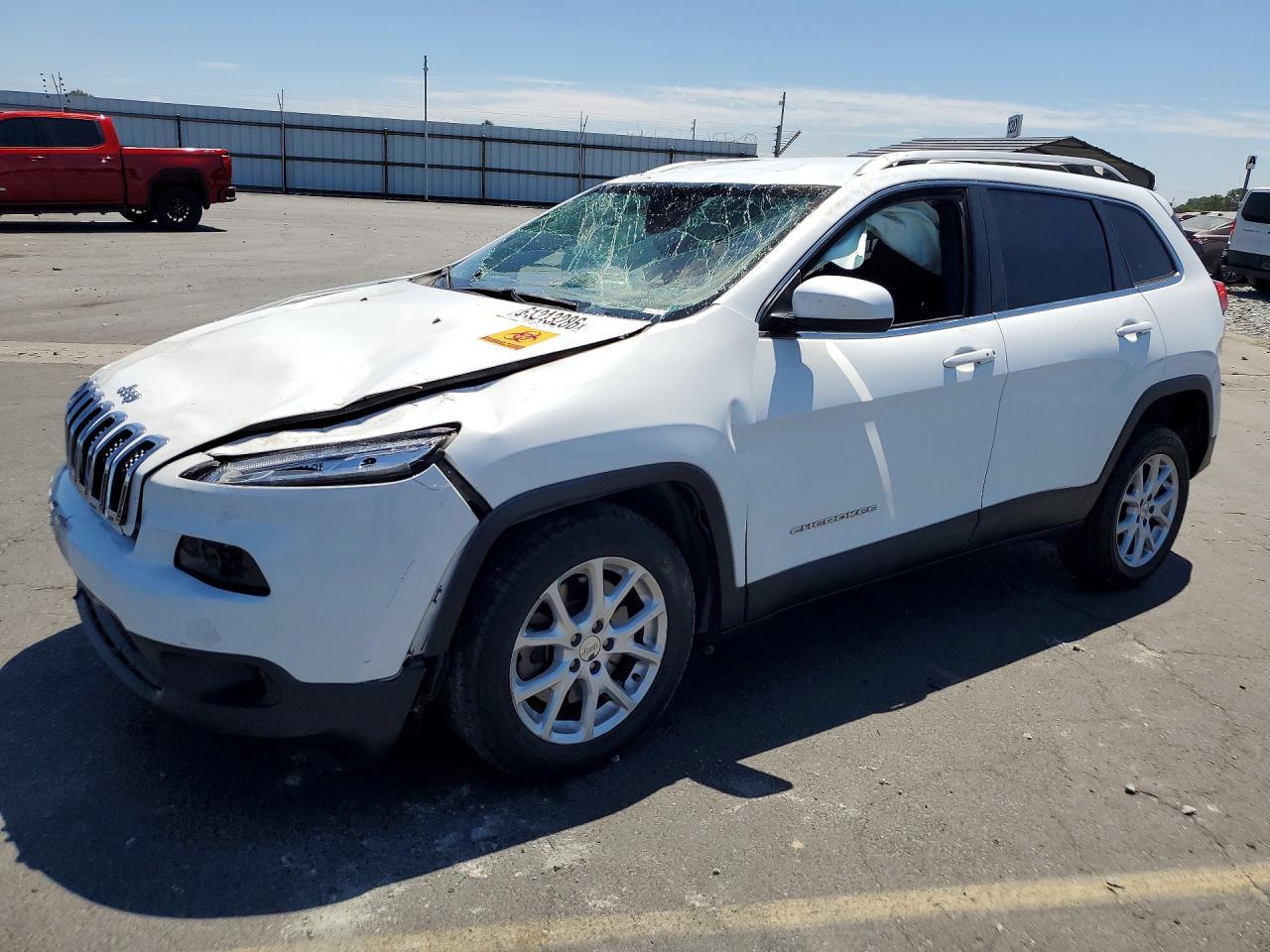 2015 Jeep Cherokee Latitude White vin: 1C4PJLCB9FW670176