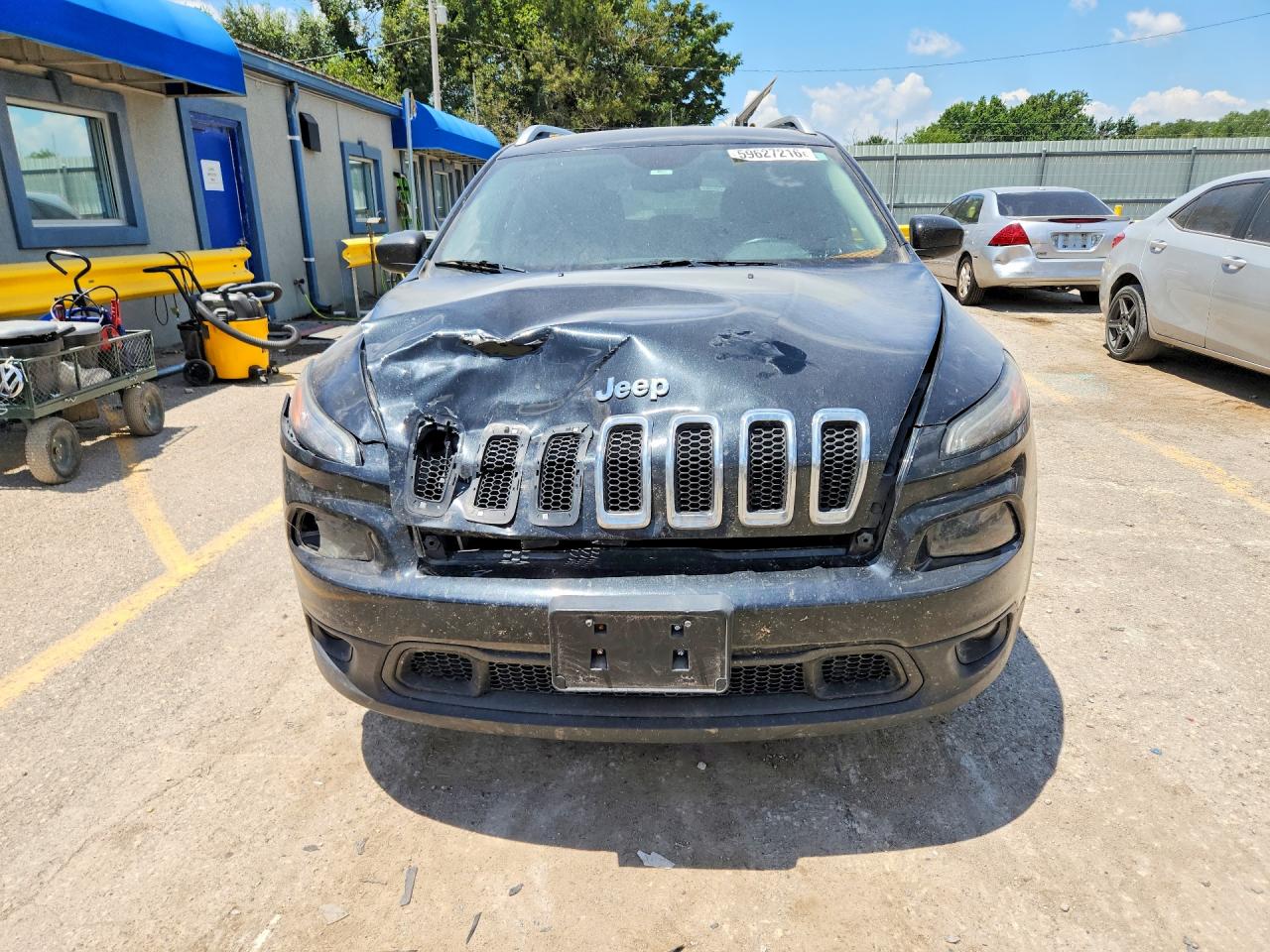 2015 Jeep Cherokee Latitude Черный vin: 1C4PJLCB9FW700079