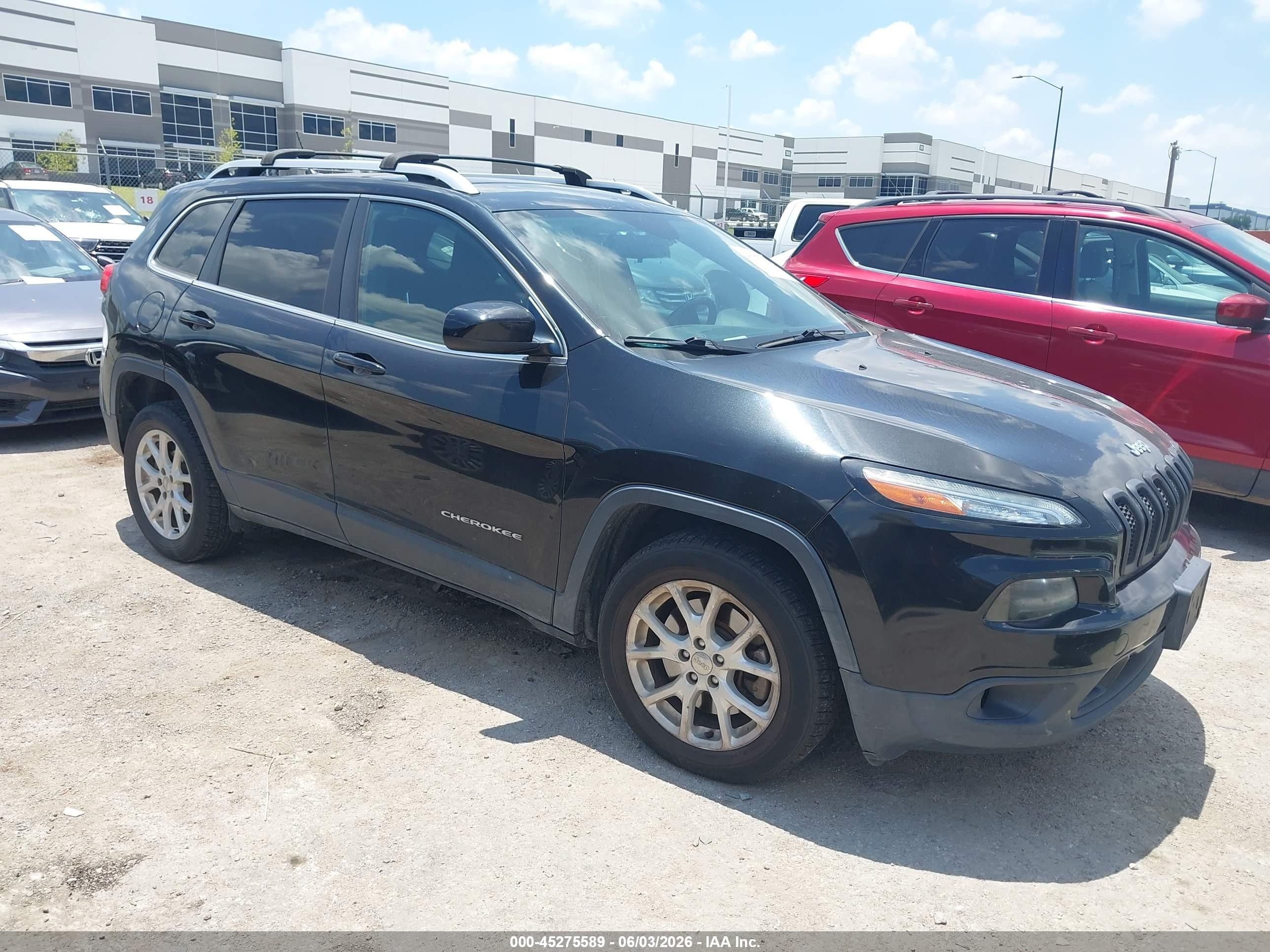 2015 Jeep Cherokee Latitude Черный vin: 1C4PJLCB9FW711583