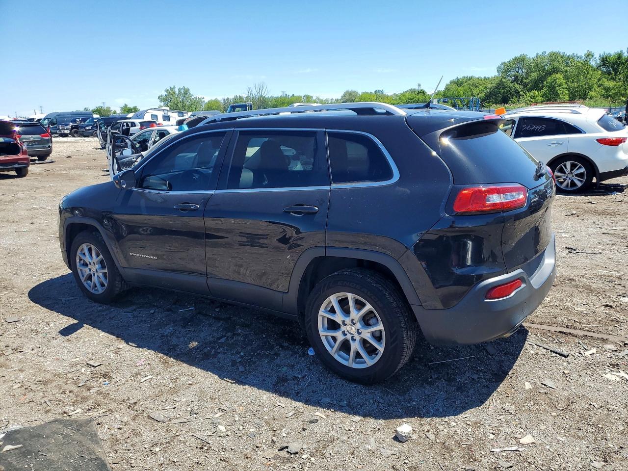2015 Jeep Cherokee Latitude Black vin: 1C4PJLCB9FW712071