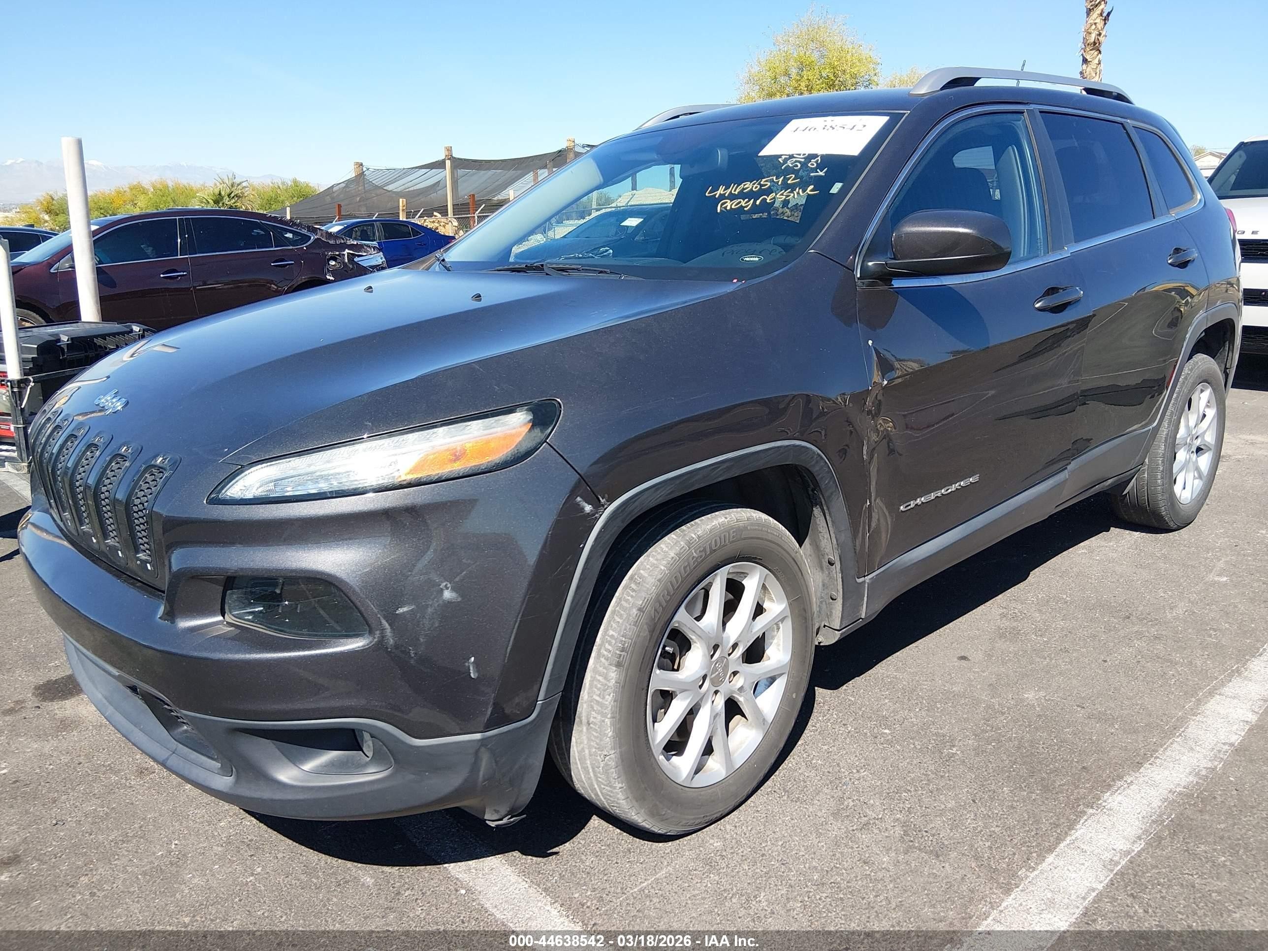 2015 Jeep Cherokee Latitude Gray vin: 1C4PJLCB9FW759889