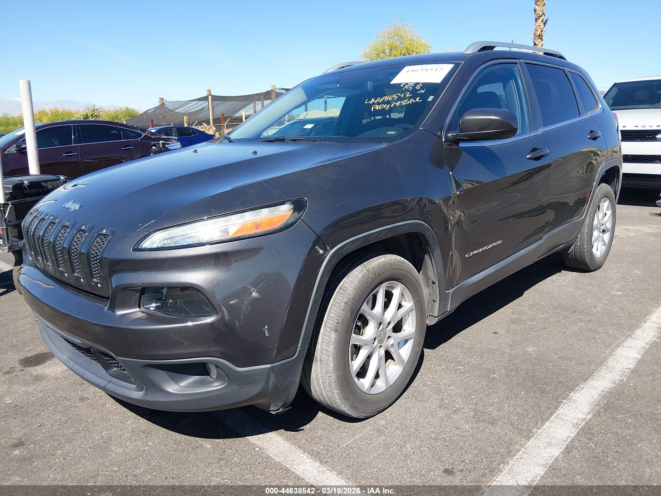 2015 Jeep Cherokee Latitude Gray vin: 1C4PJLCB9FW759889