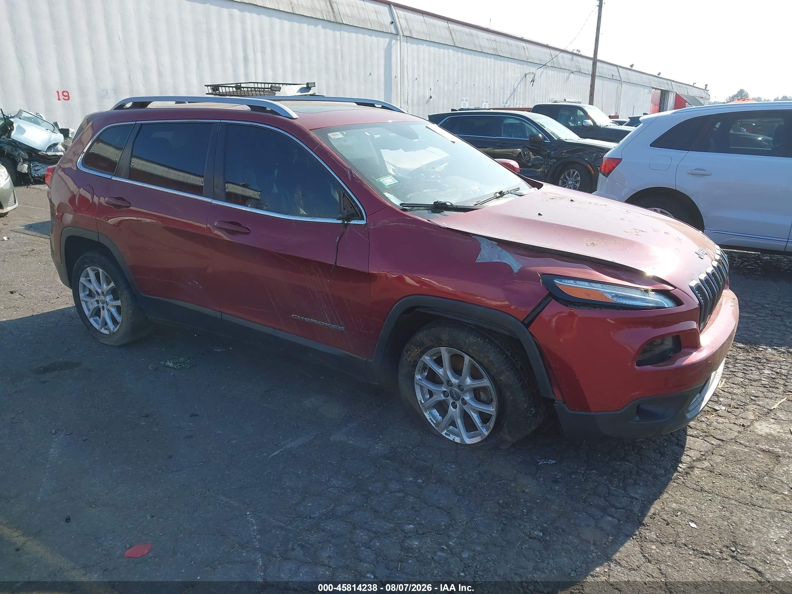 2016 Jeep Cherokee Latitude Burgundy vin: 1C4PJLCB9GW195565