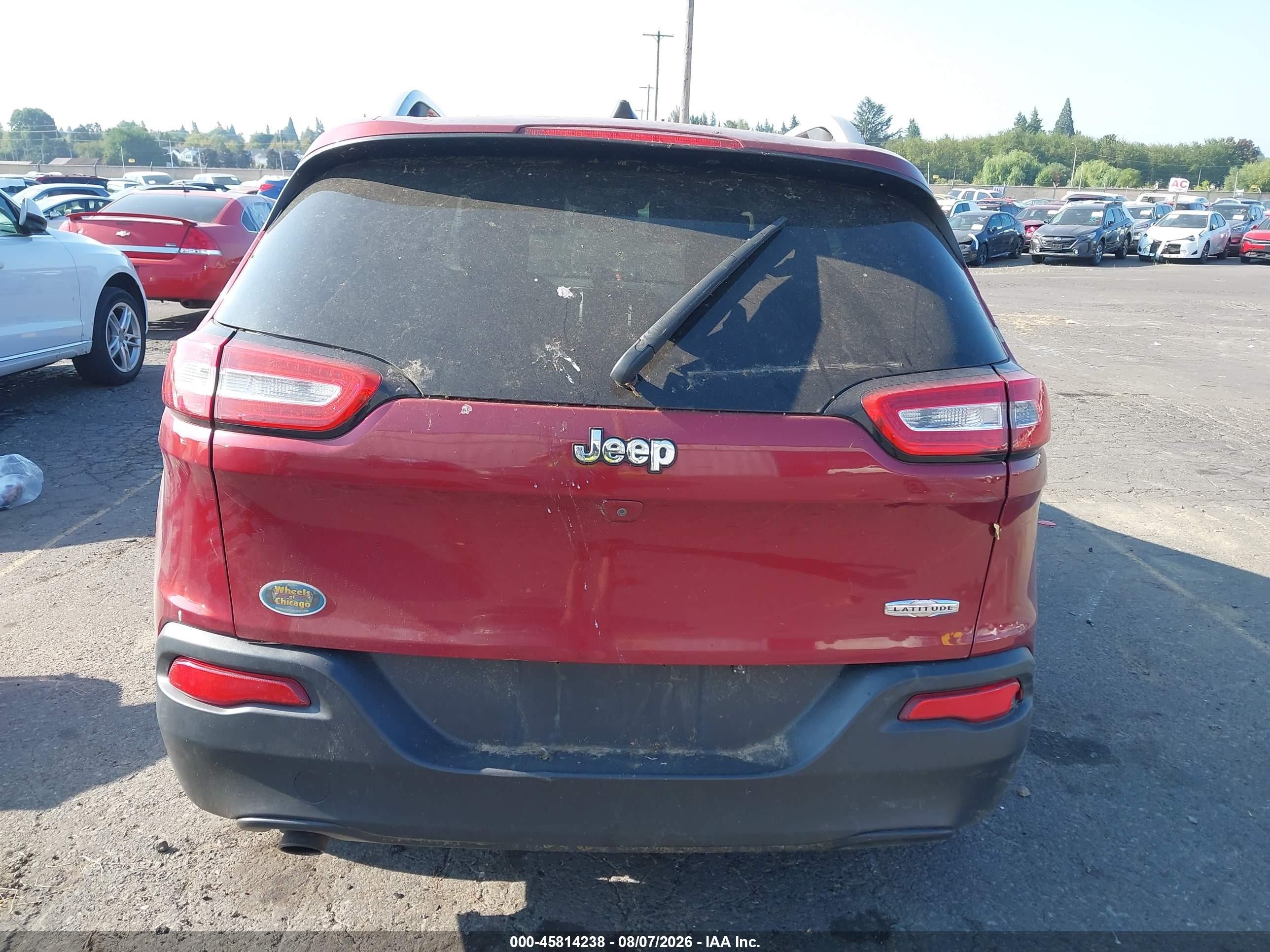 2016 Jeep Cherokee Latitude Burgundy vin: 1C4PJLCB9GW195565