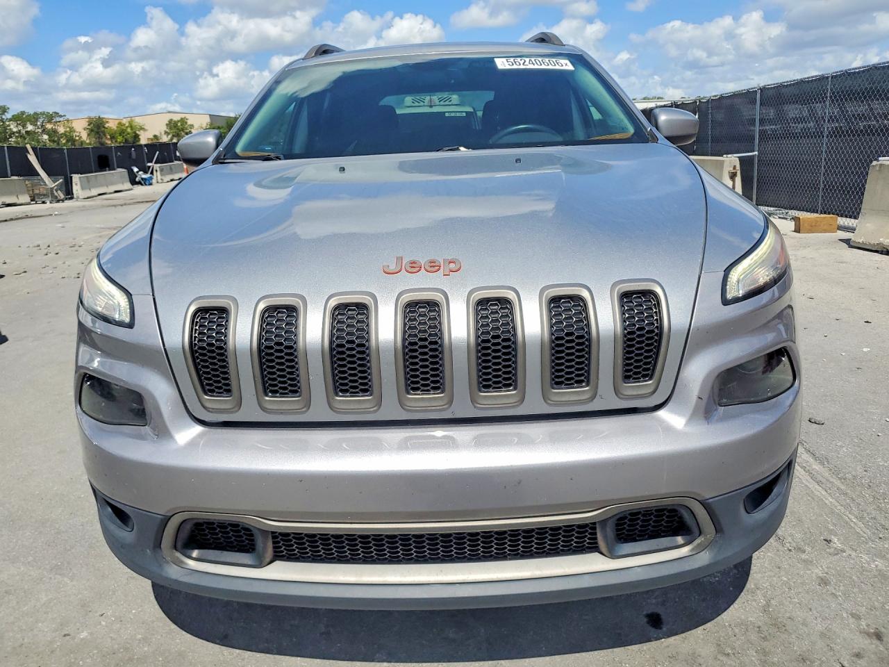 2016 Jeep Cherokee Latitude Gray vin: 1C4PJLCB9GW324453