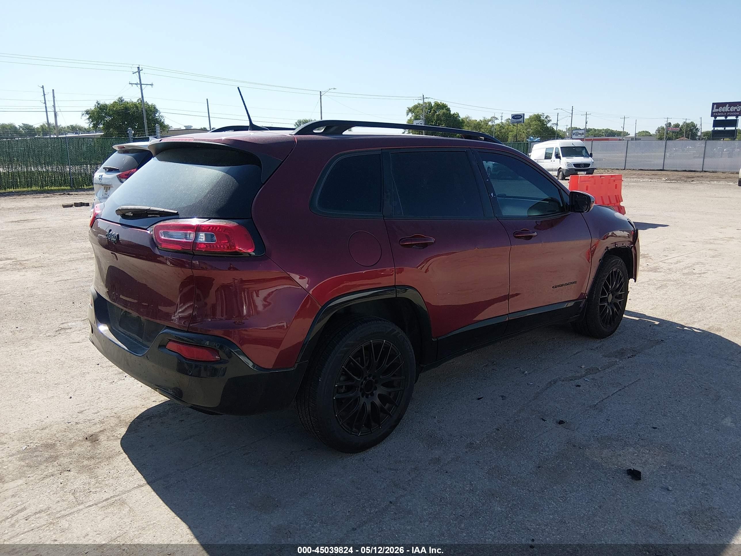 2018 Jeep Cherokee Latitude Tech Connect Fwd Red vin: 1C4PJLCB9JD606448
