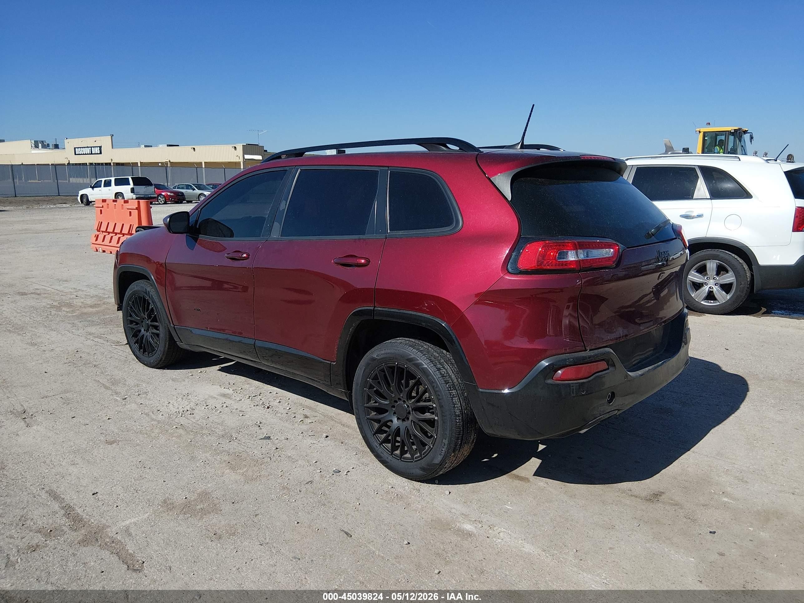 2018 Jeep Cherokee Latitude Tech Connect Fwd Red vin: 1C4PJLCB9JD606448
