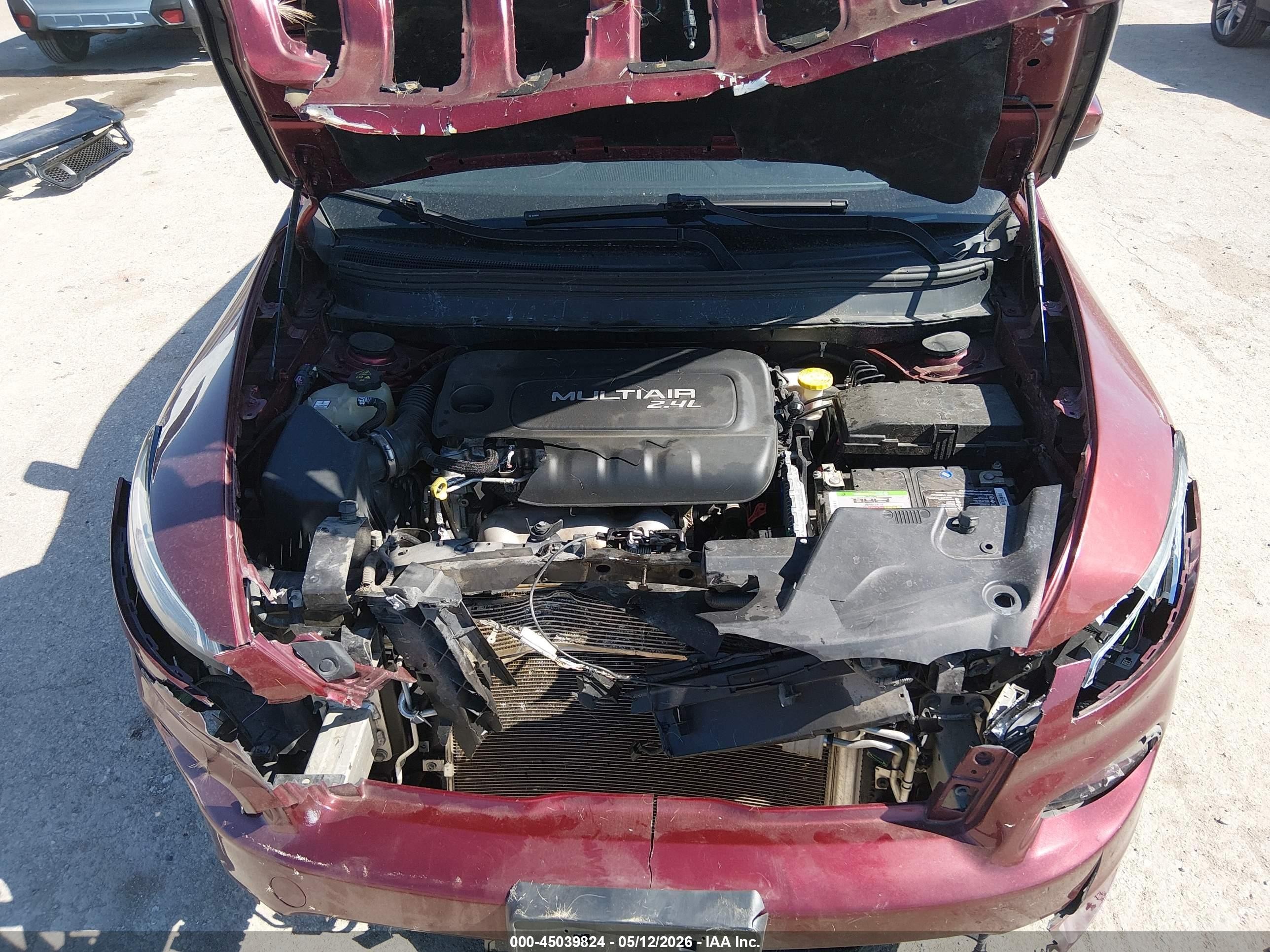 2018 Jeep Cherokee Latitude Tech Connect Fwd Red vin: 1C4PJLCB9JD606448