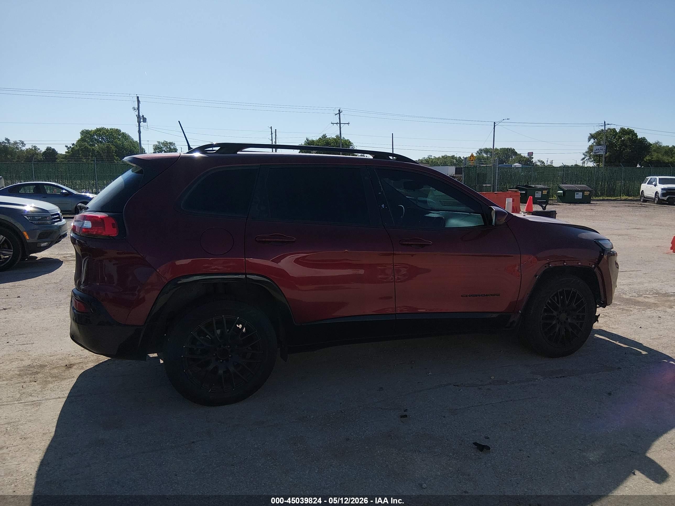 2018 Jeep Cherokee Latitude Tech Connect Fwd Red vin: 1C4PJLCB9JD606448