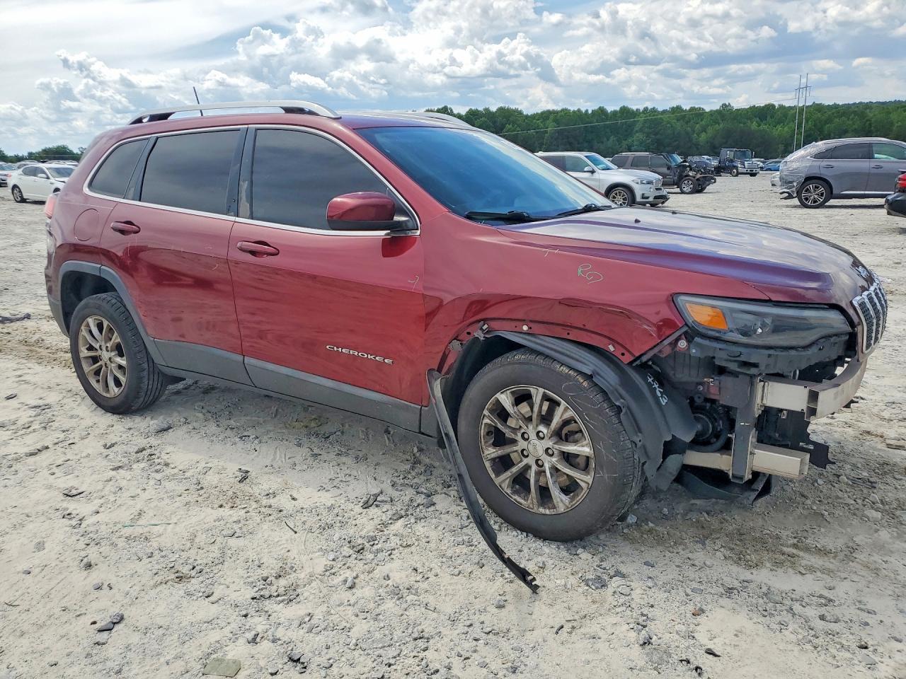 2019 Jeep Cherokee Latitude Red vin: 1C4PJLCB9KD146094