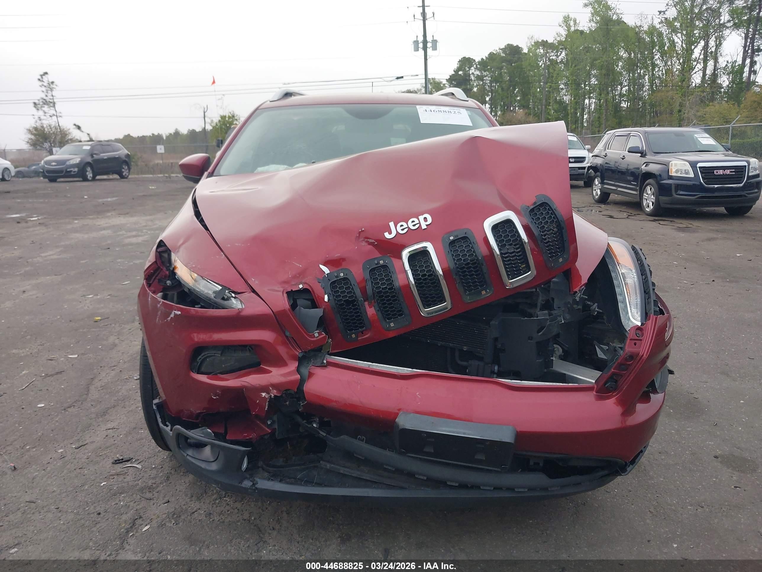 2014 Jeep Cherokee Latitude Burgundy vin: 1C4PJLCBXEW167352
