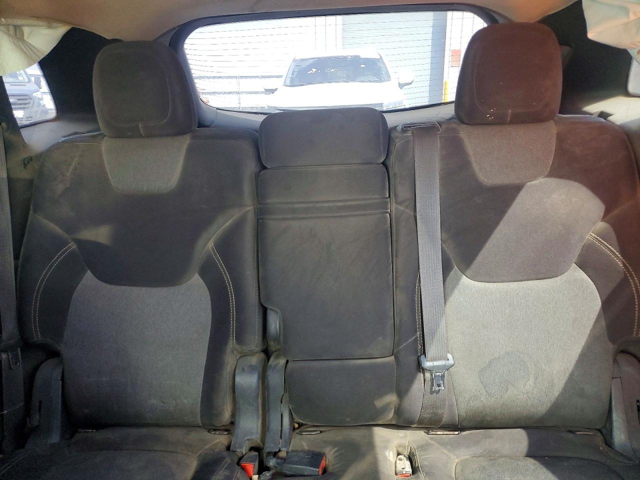 2014 Jeep Cherokee Latitude Серебряный vin: 1C4PJLCBXEW252854
