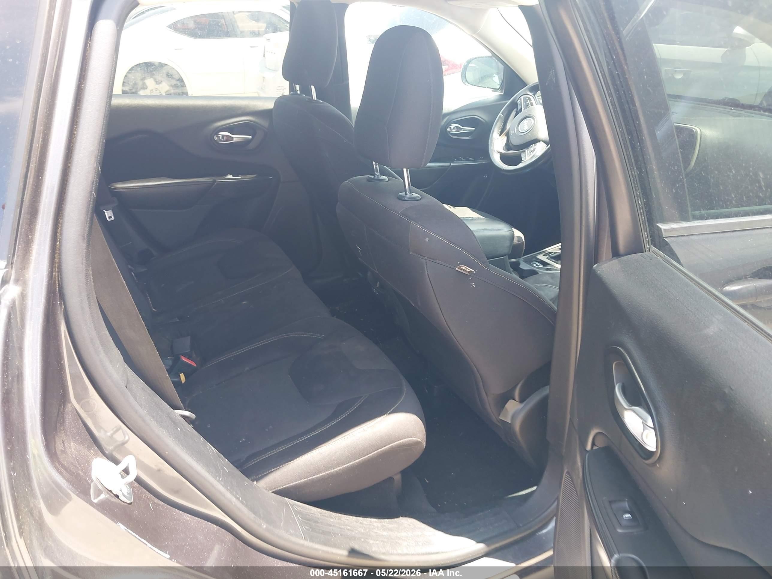 2015 Jeep Cherokee Latitude Серый vin: 1C4PJLCBXFW554078