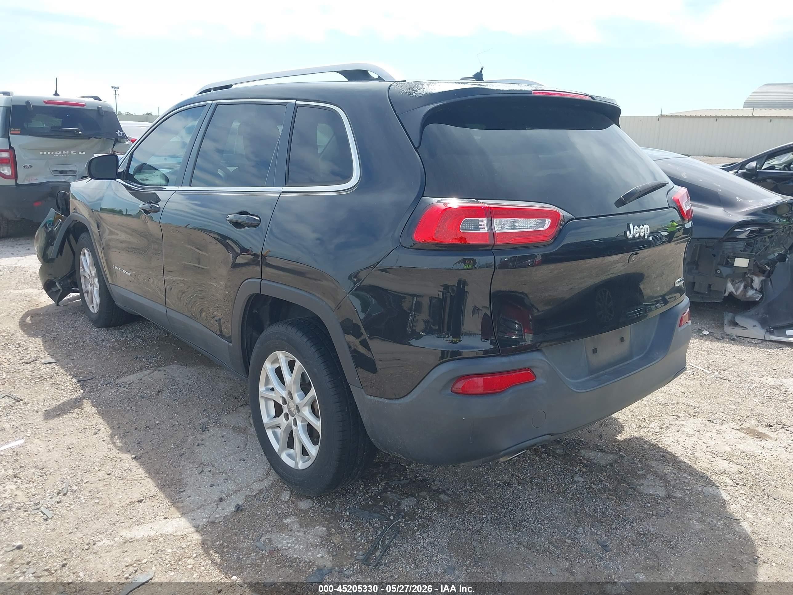 2015 Jeep Cherokee Latitude Black vin: 1C4PJLCBXFW643259