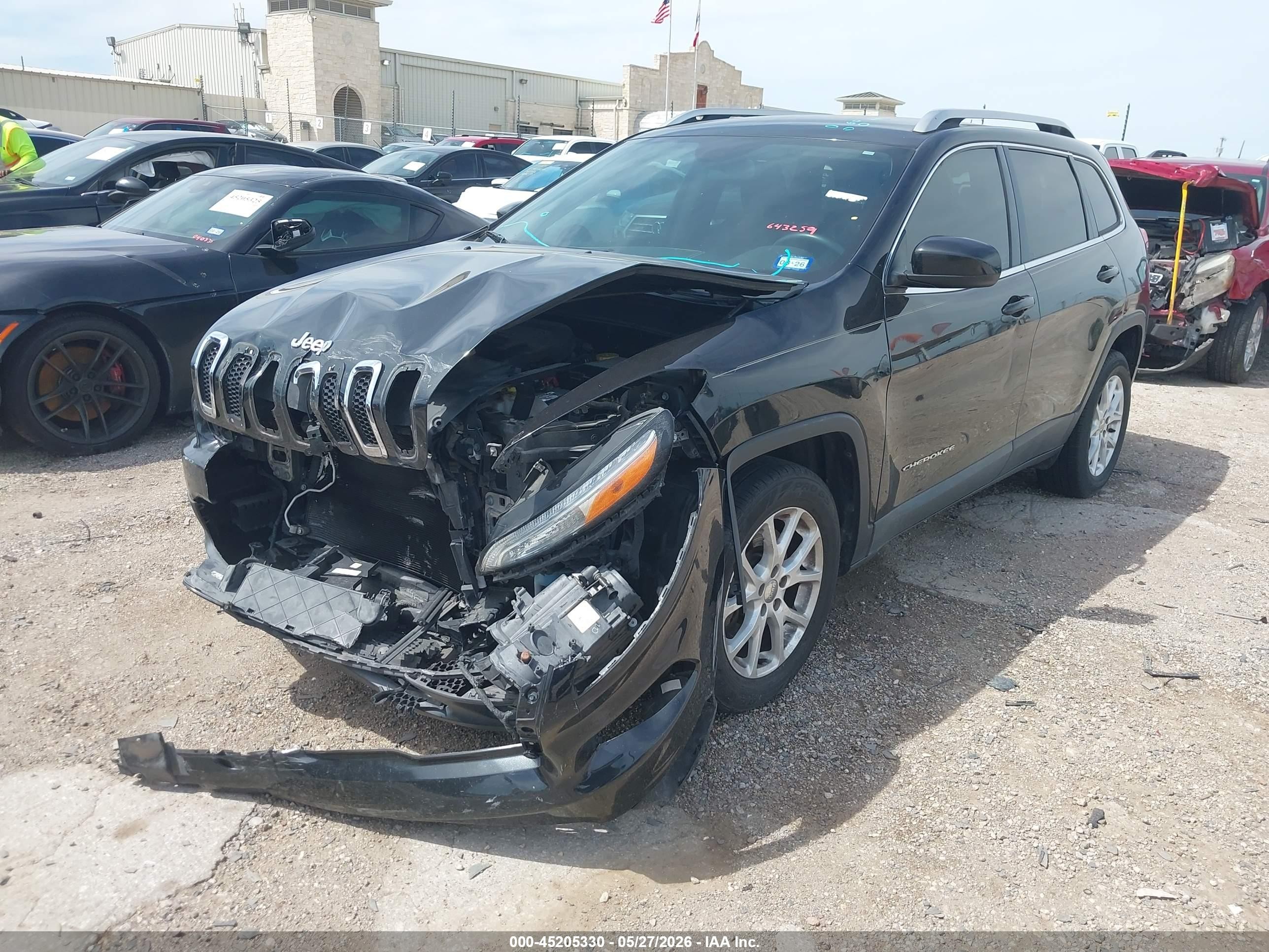 2015 Jeep Cherokee Latitude Black vin: 1C4PJLCBXFW643259