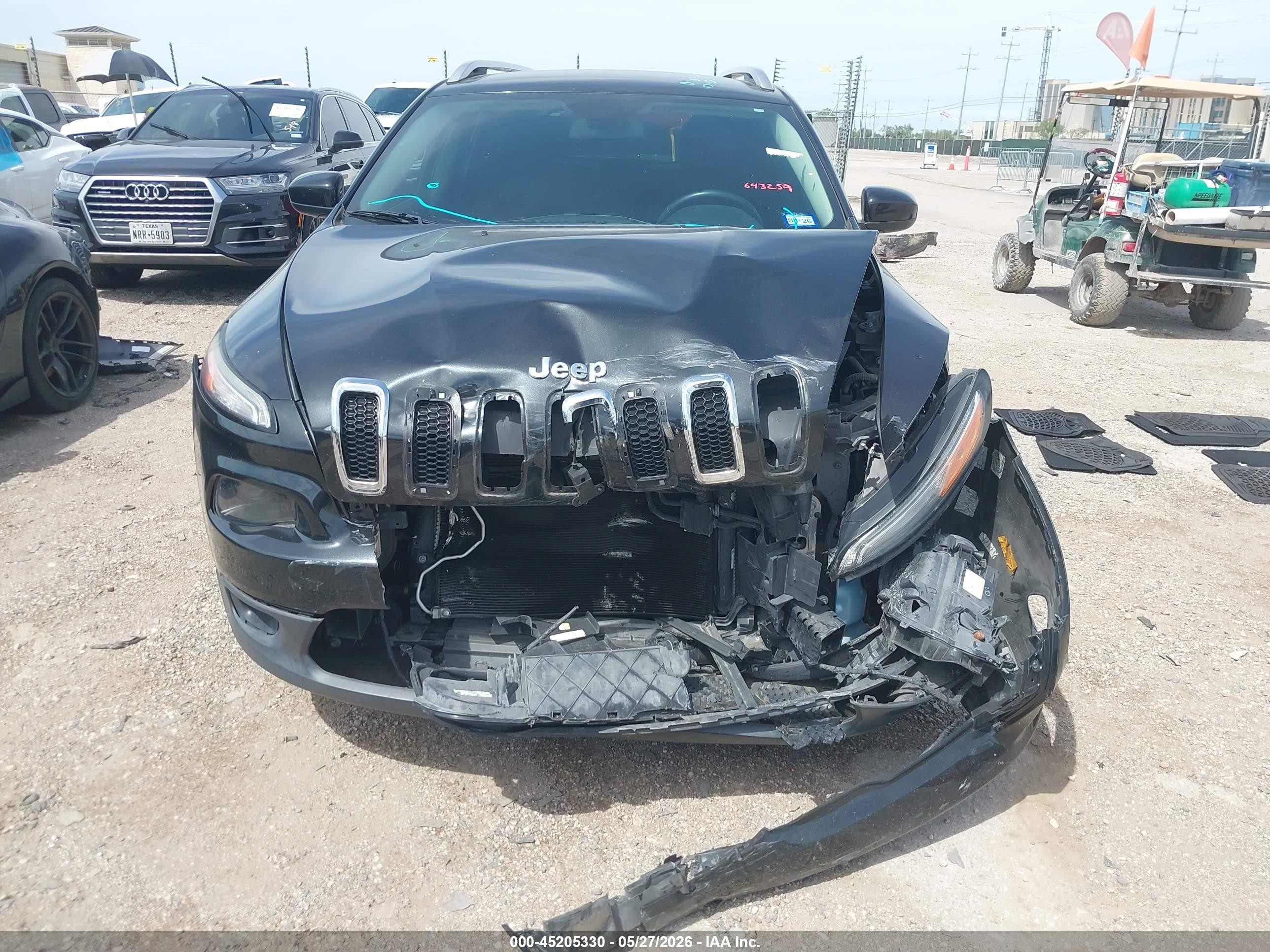 2015 Jeep Cherokee Latitude Black vin: 1C4PJLCBXFW643259