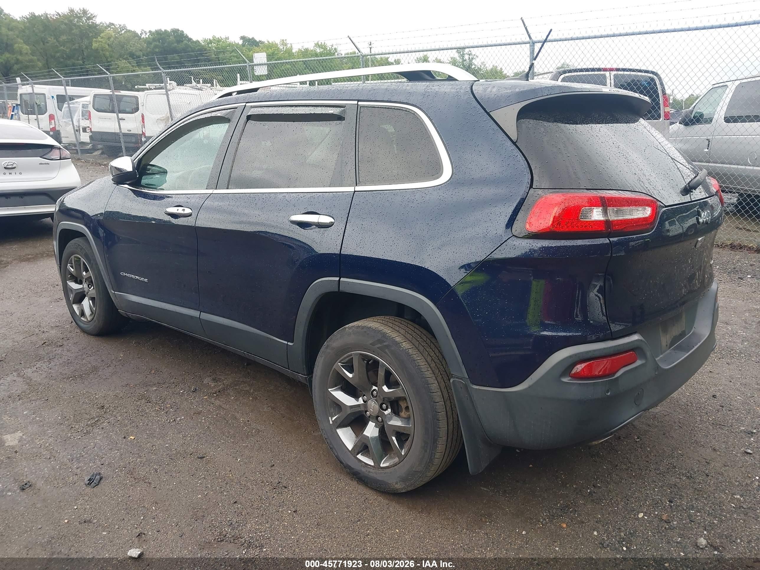 2015 Jeep Cherokee Latitude Dark Blue vin: 1C4PJLCBXFW662863