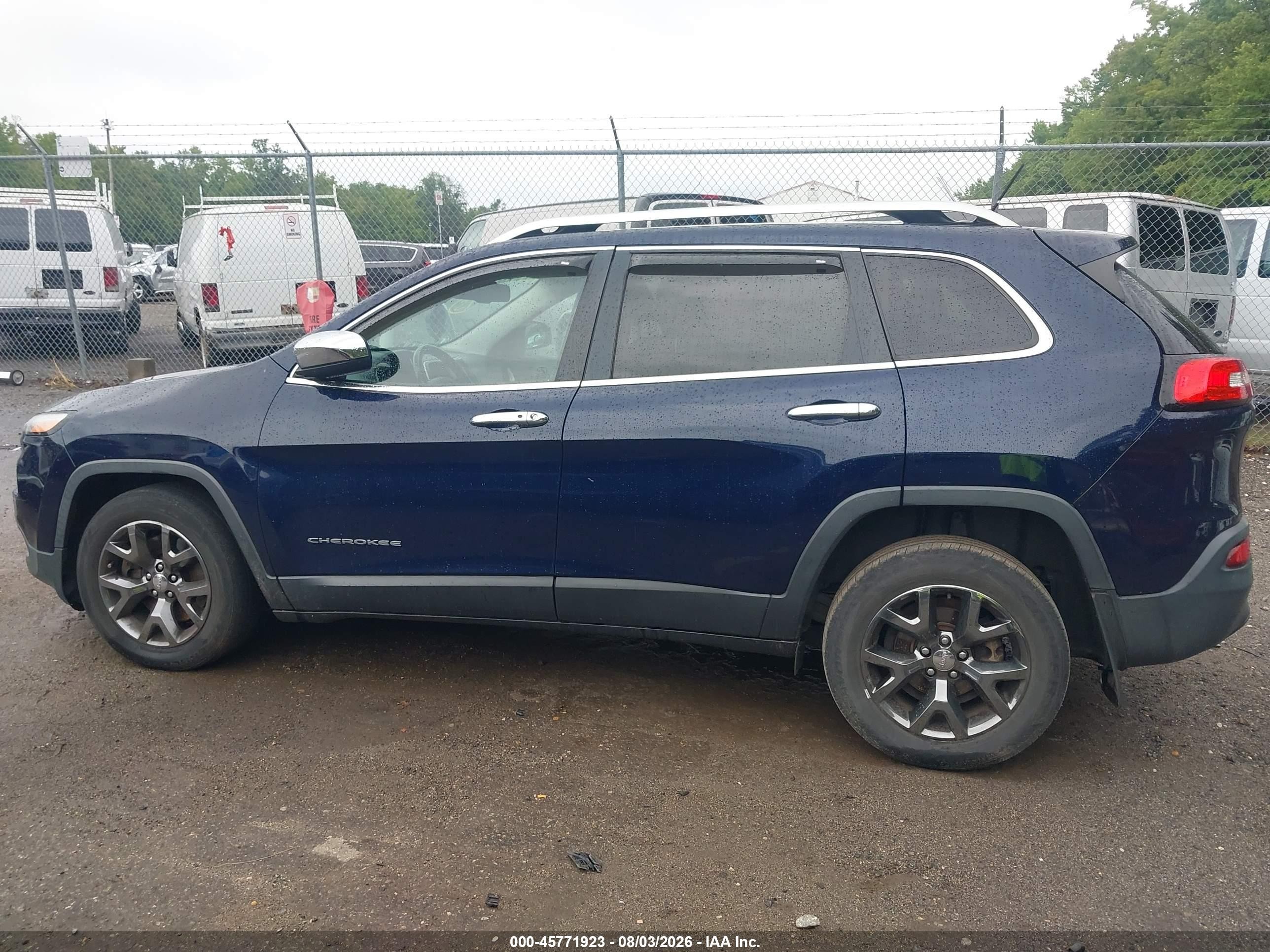 2015 Jeep Cherokee Latitude Dark Blue vin: 1C4PJLCBXFW662863