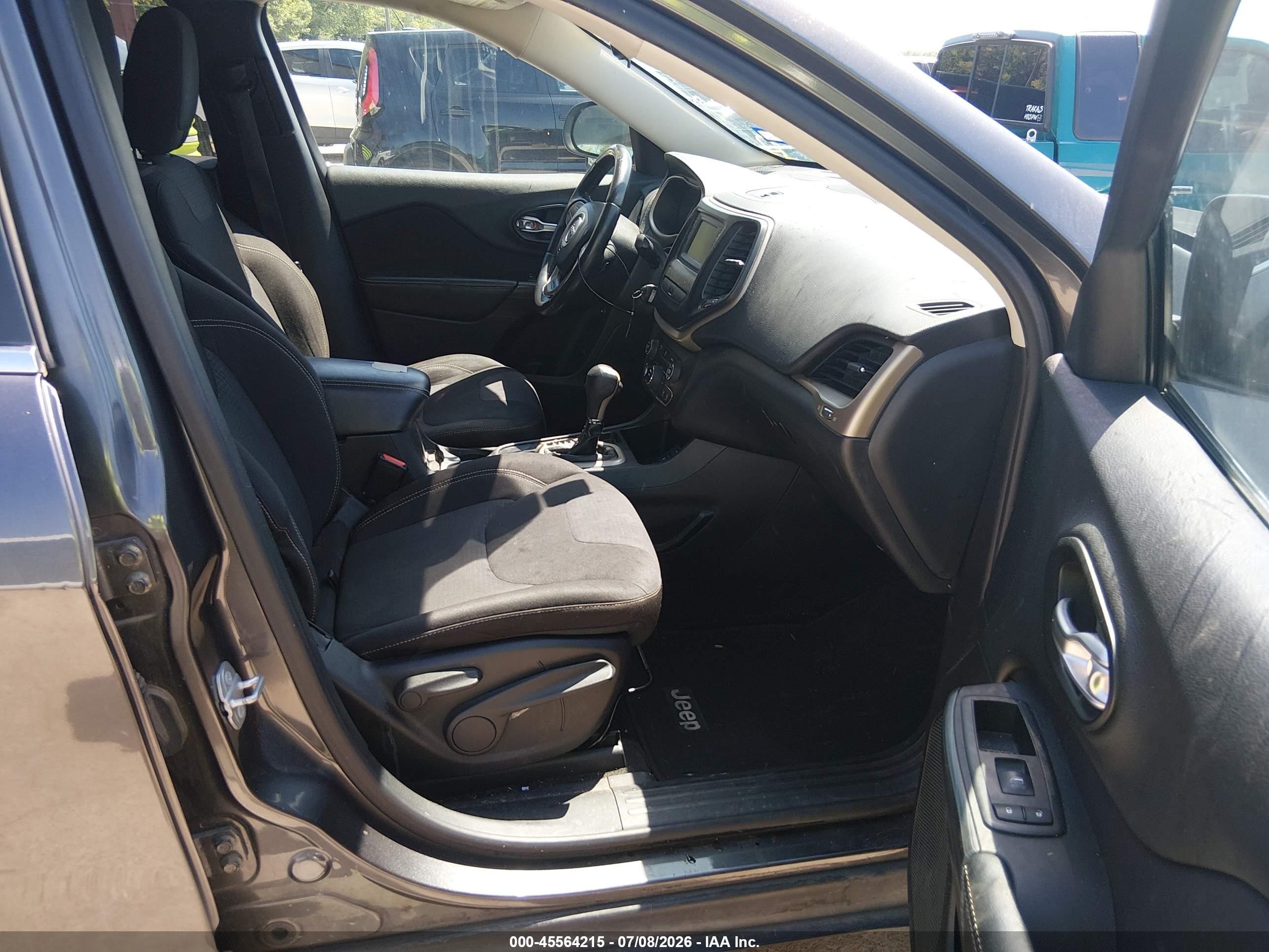 2015 Jeep Cherokee Latitude Серый vin: 1C4PJLCBXFW699881