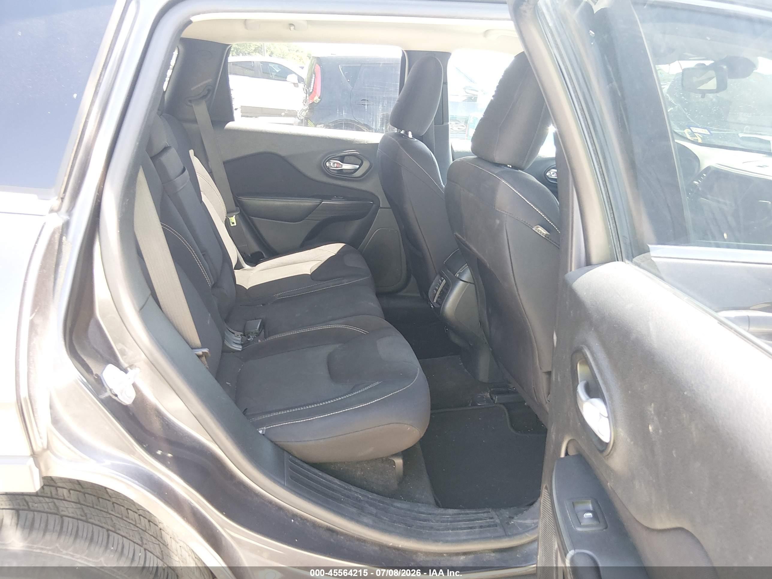 2015 Jeep Cherokee Latitude Серый vin: 1C4PJLCBXFW699881