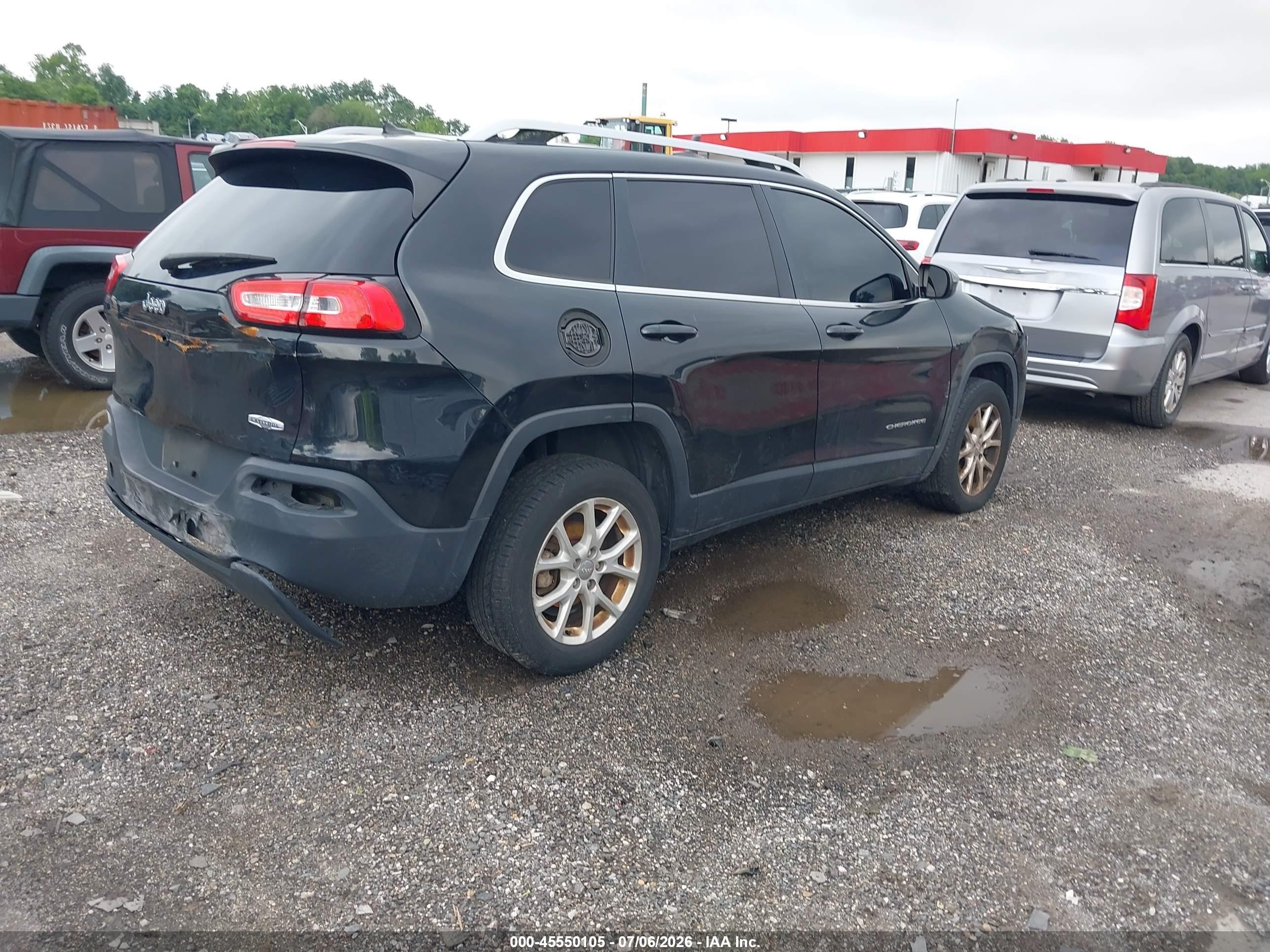 2015 Jeep Cherokee Latitude Black vin: 1C4PJLCBXFW730515