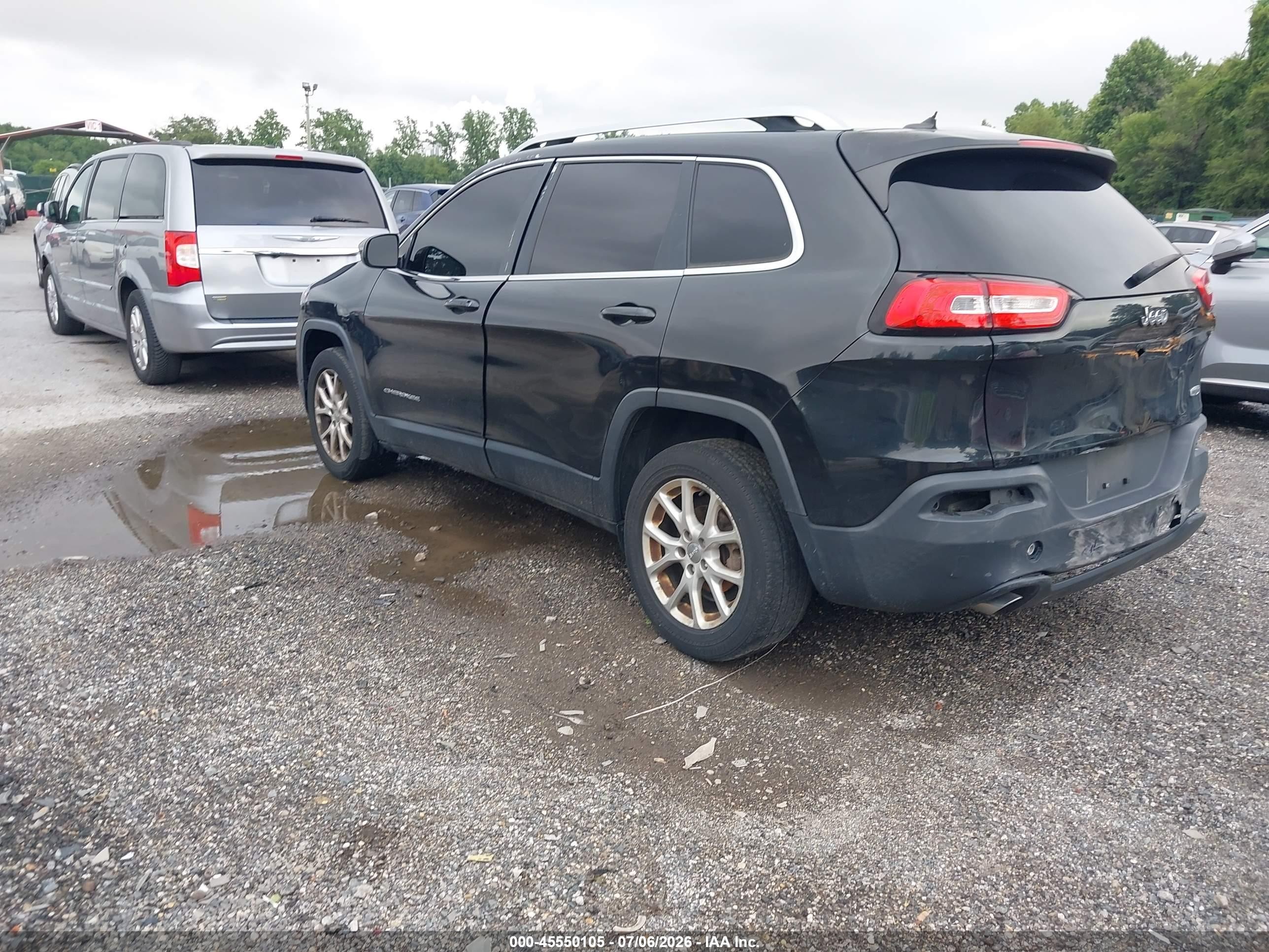 2015 Jeep Cherokee Latitude Black vin: 1C4PJLCBXFW730515