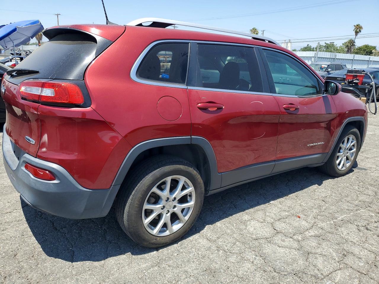 2016 Jeep Cherokee Latitude Red vin: 1C4PJLCBXGW114525