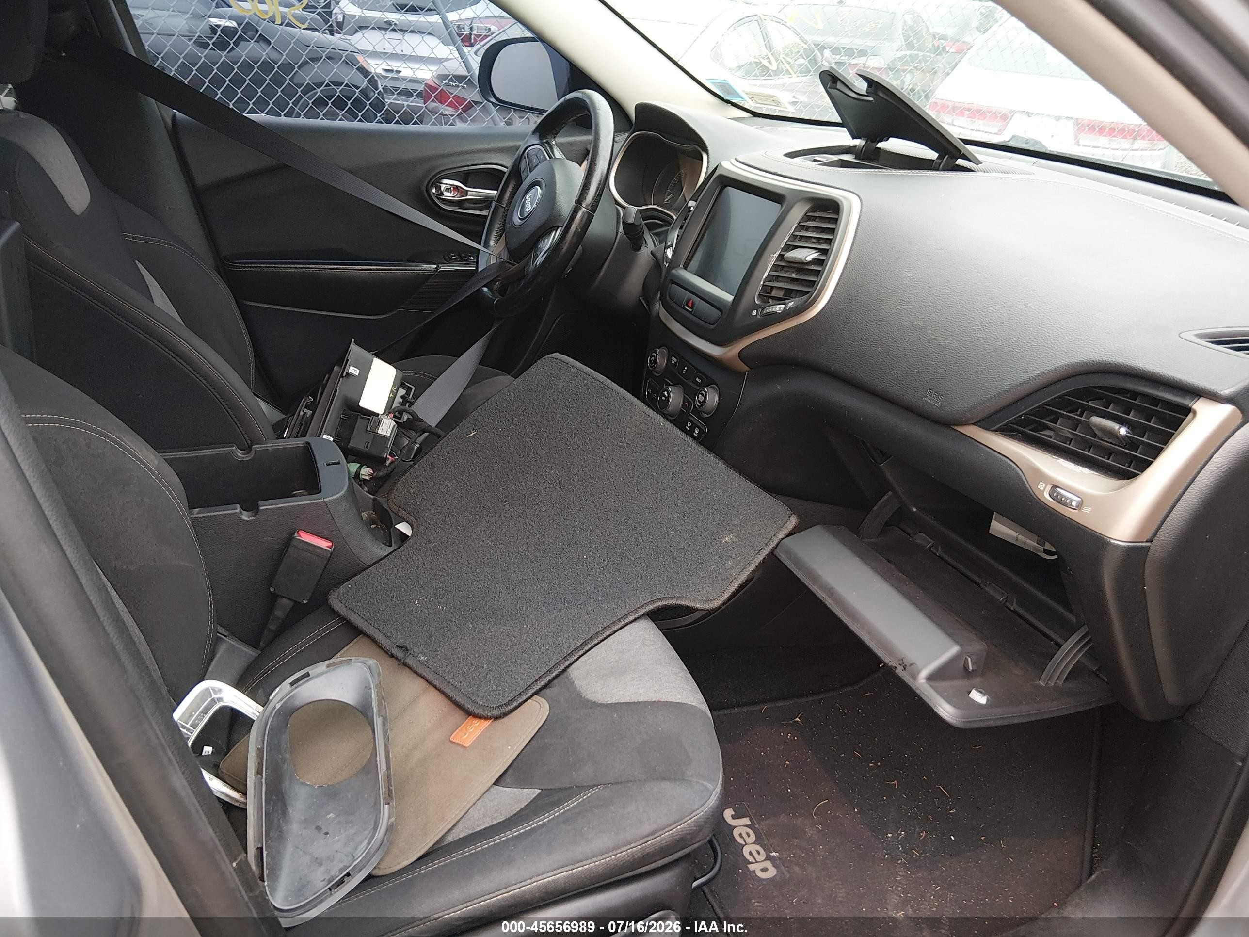 2014 Jeep Cherokee Latitude Серый vin: 1C4PJLCS0EW103157
