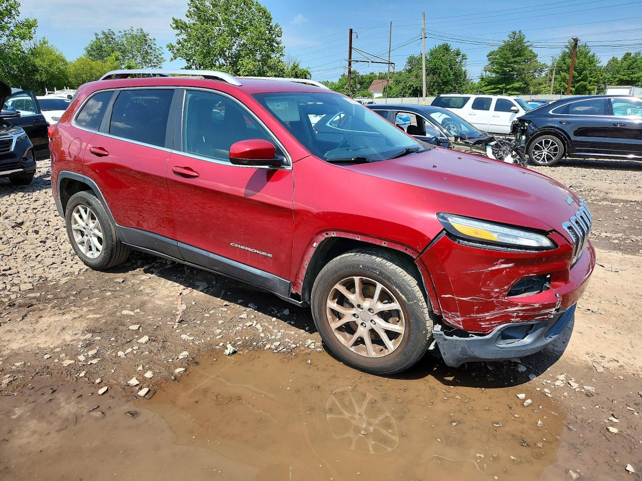 2014 Jeep Cherokee Latitude Burgundy vin: 1C4PJLCS0EW117334